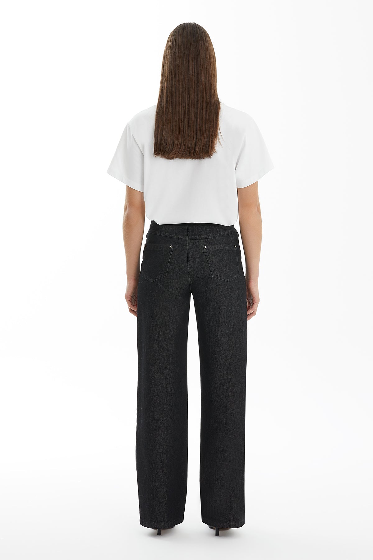 Black Wide-Cut Jeans