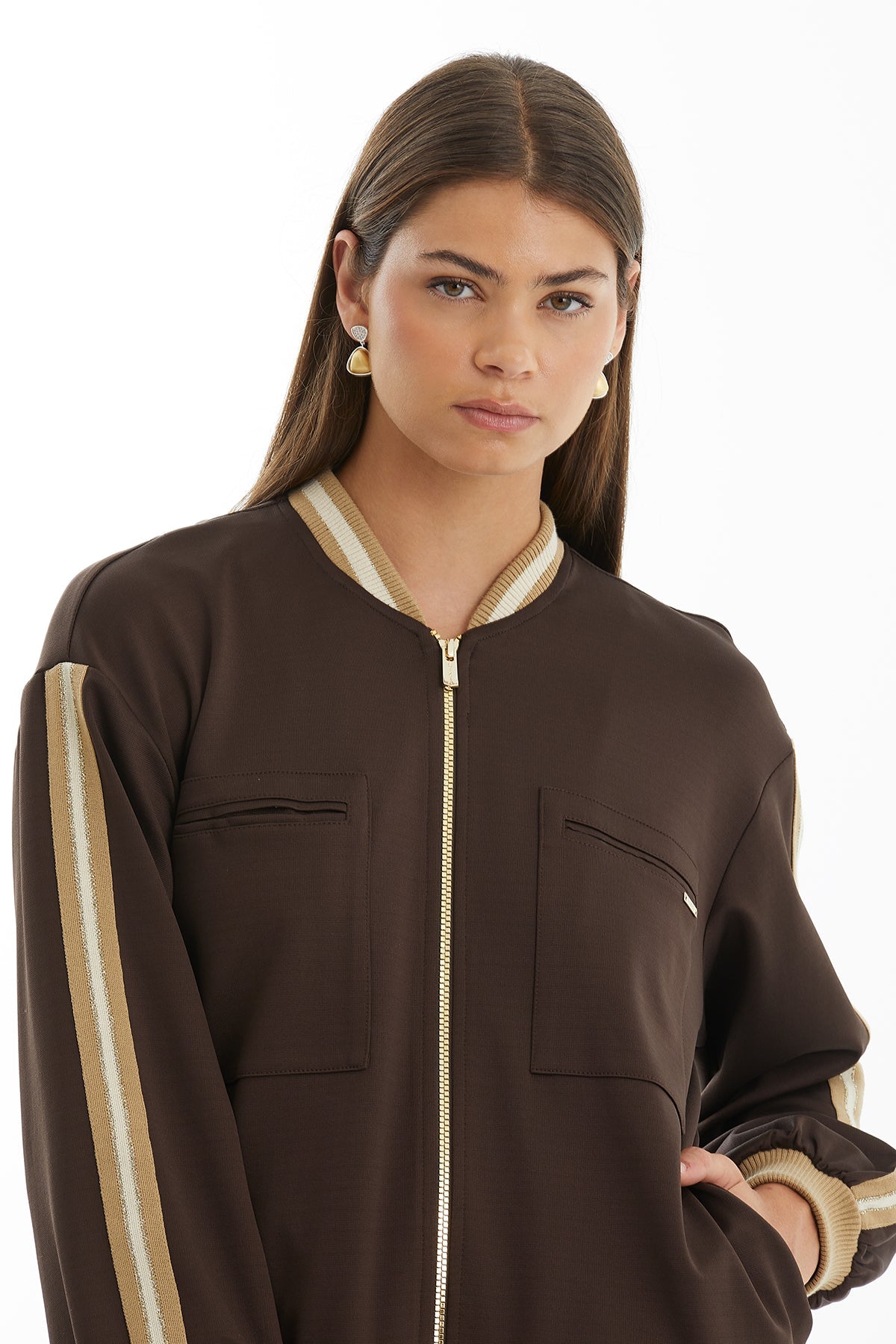 Brown Zip-Up Knit Jacket with Ribbed Detail