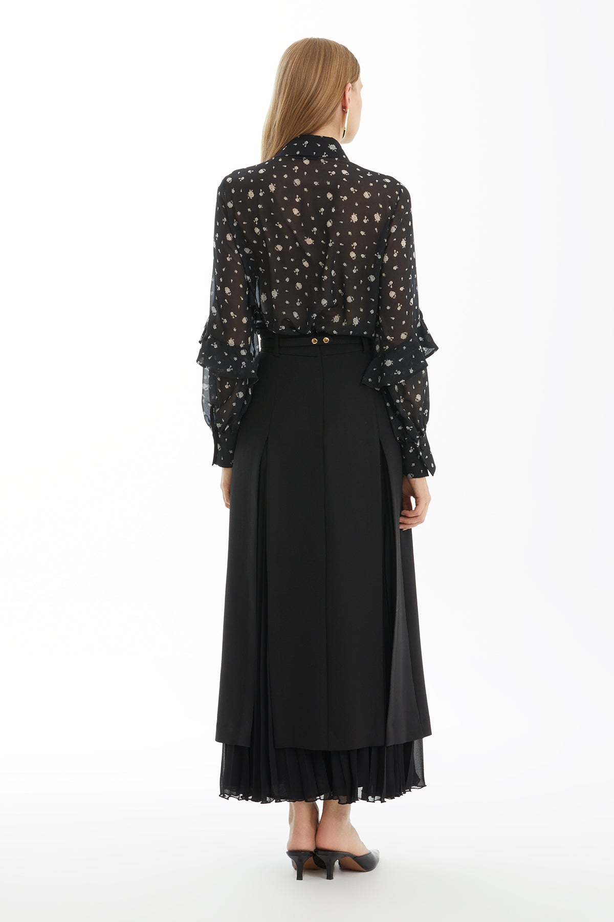 Black Pleated Skirt with Belt and Slit Detail