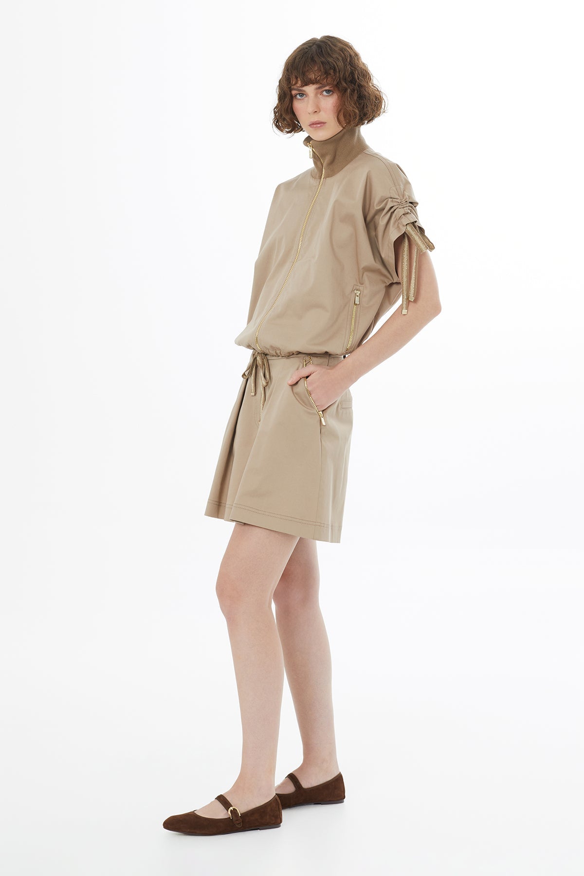 Beıge Pleated Zip Pocket Shorts