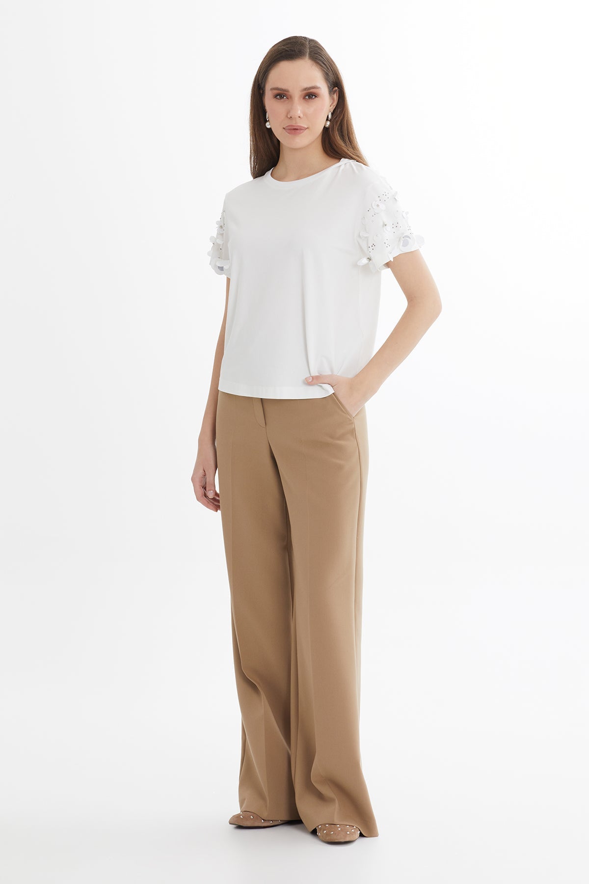 White Short-Sleeve Embroidered T-Shirt