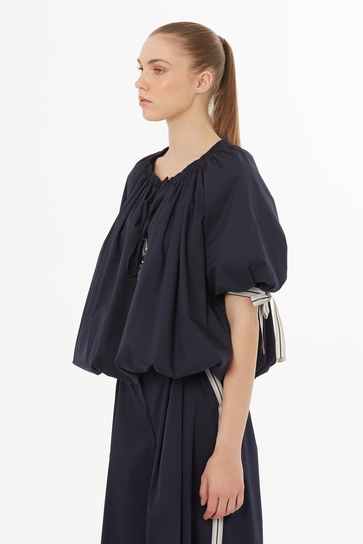 Blue Round-Neck Balloon Sleeve Blouse