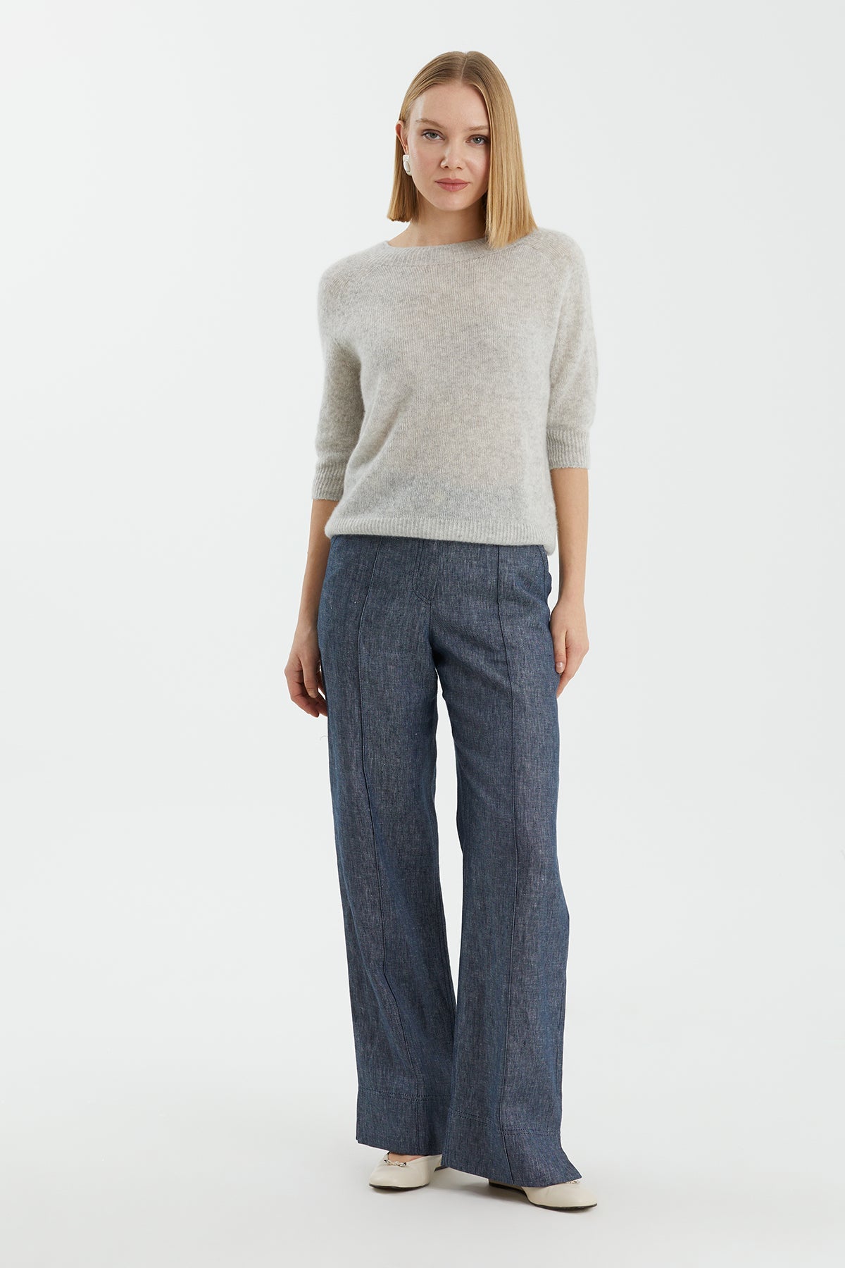 Grey Cashmere-Silk Blend Crewneck Knit