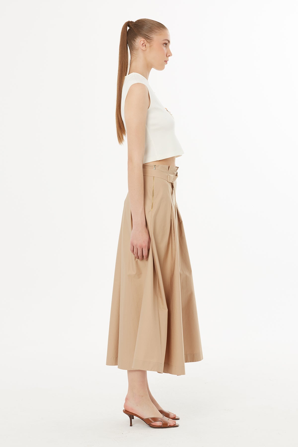 Beige Side Zip Pleated Skirt