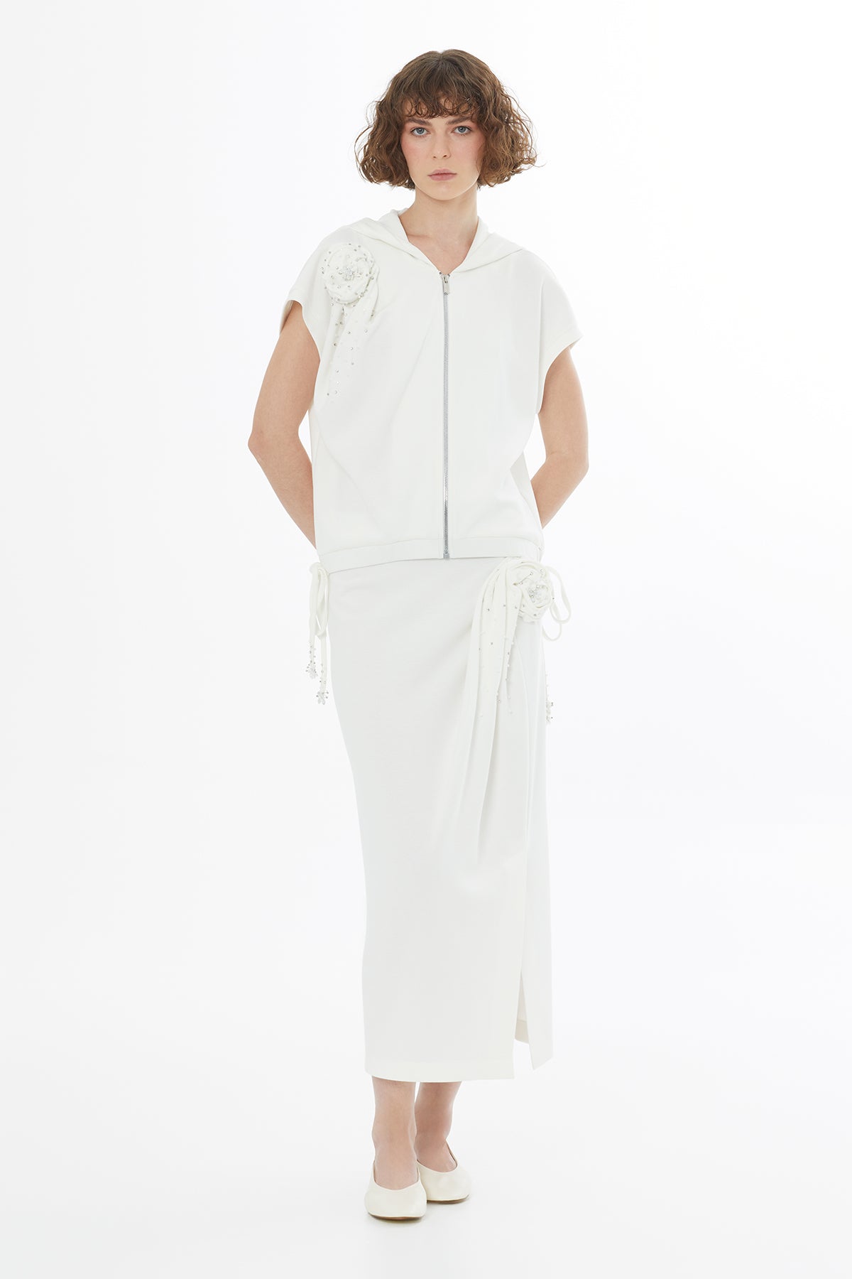 Ecru Rose Embroidered Sweatshirt