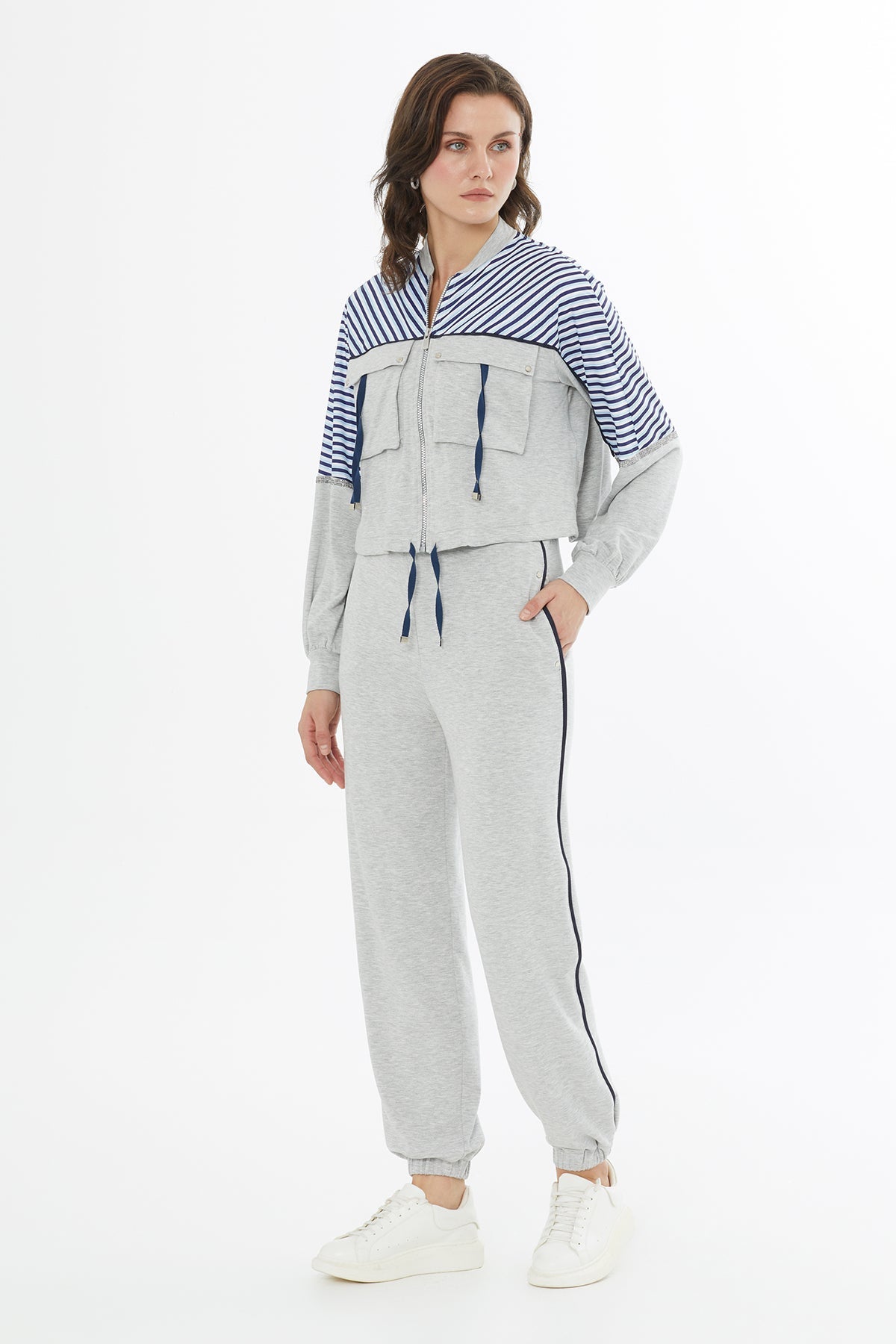 Grey Contrast-Trim Long Sleeve Sweatshirt