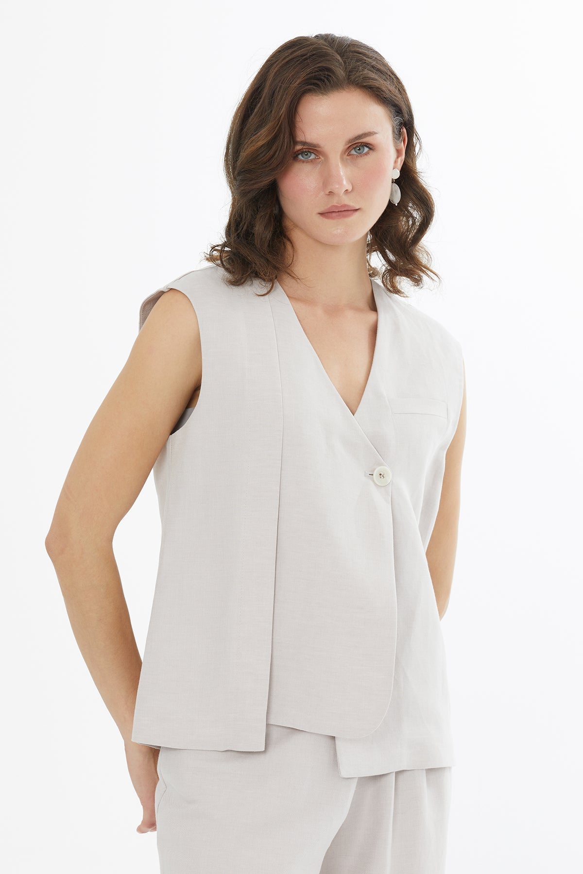 Beige V-Neck Sleeveless Vest