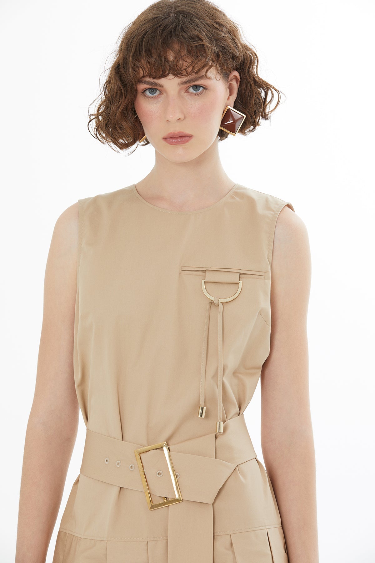 Beıge Sleeveless Pleated Dress