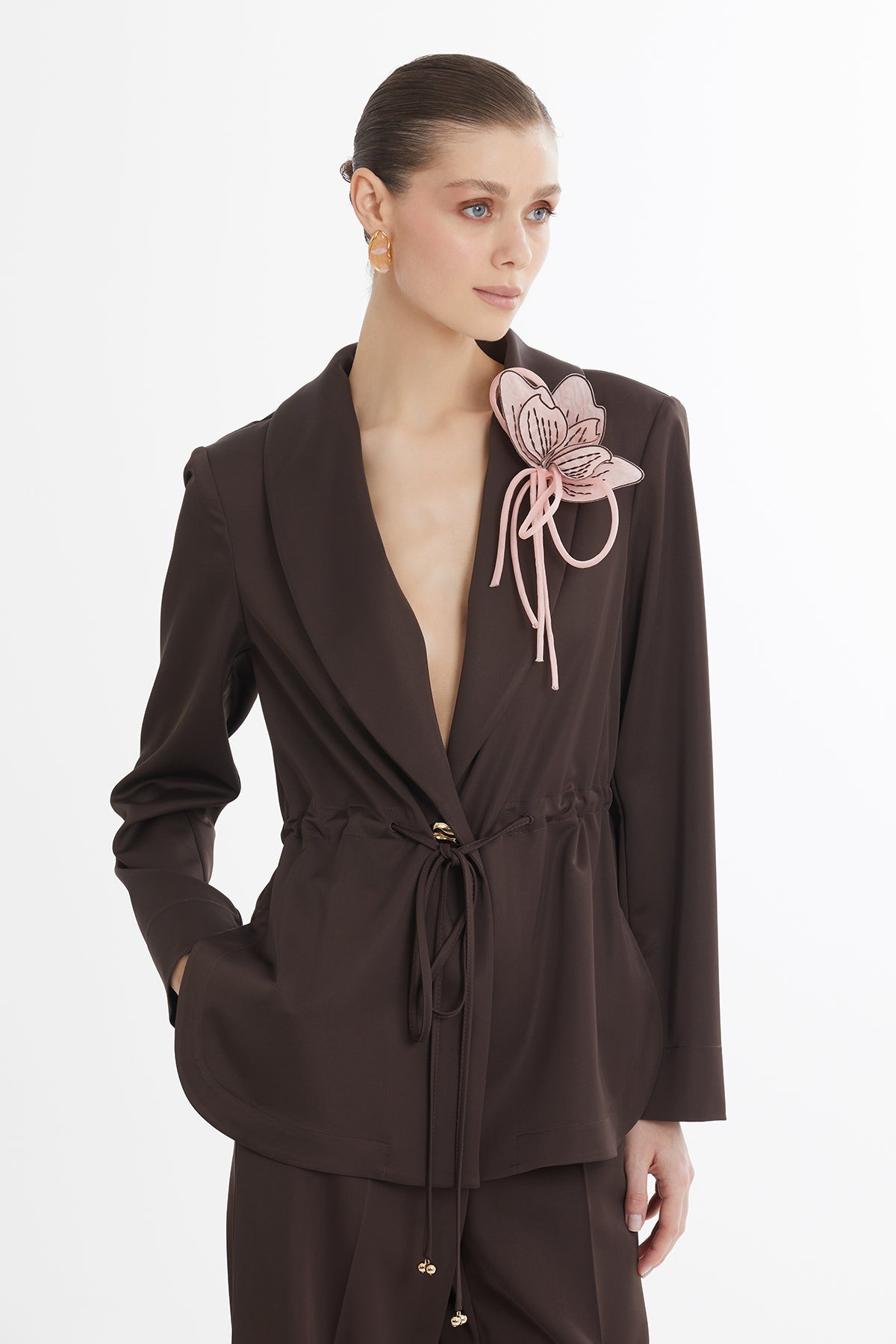 Brown Floral Brooch Detail Blazer and Pants Set