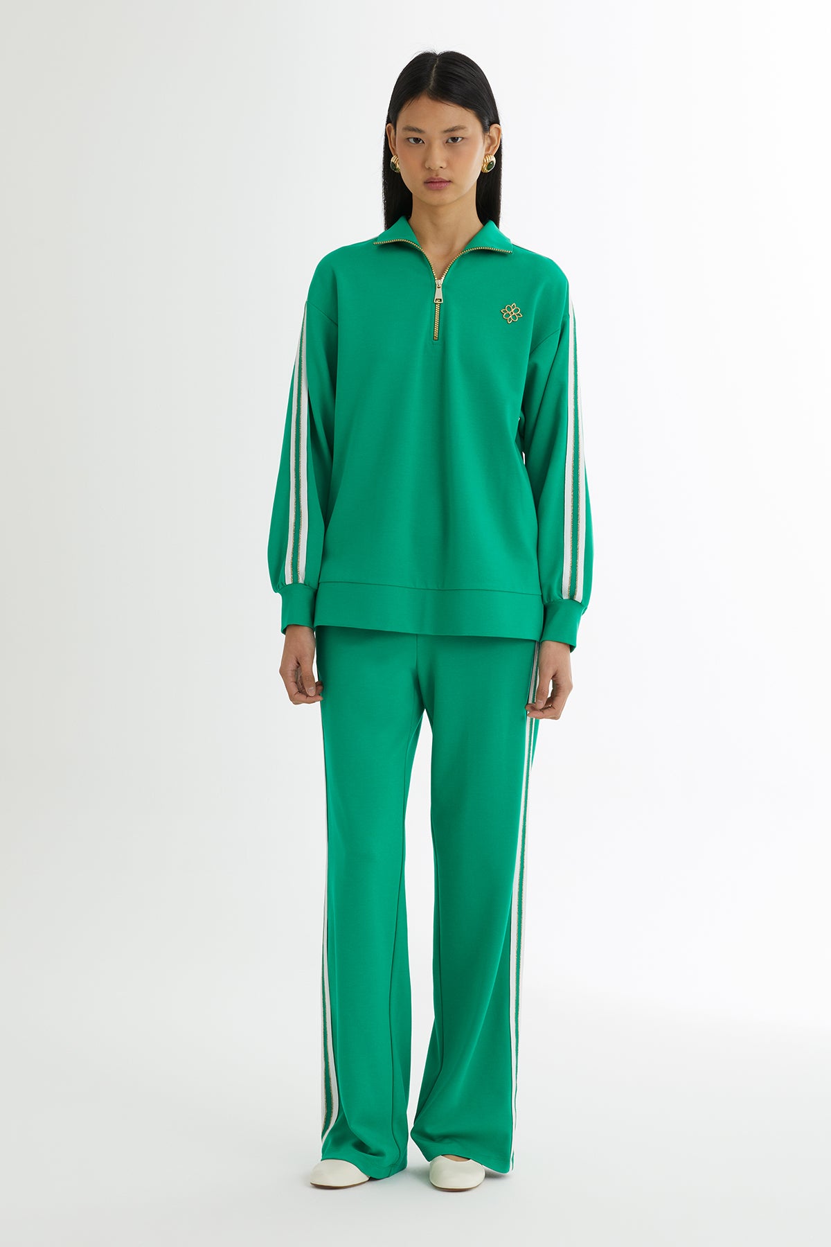 Green Knit-Detail Top and Pants Sweatshirt Set