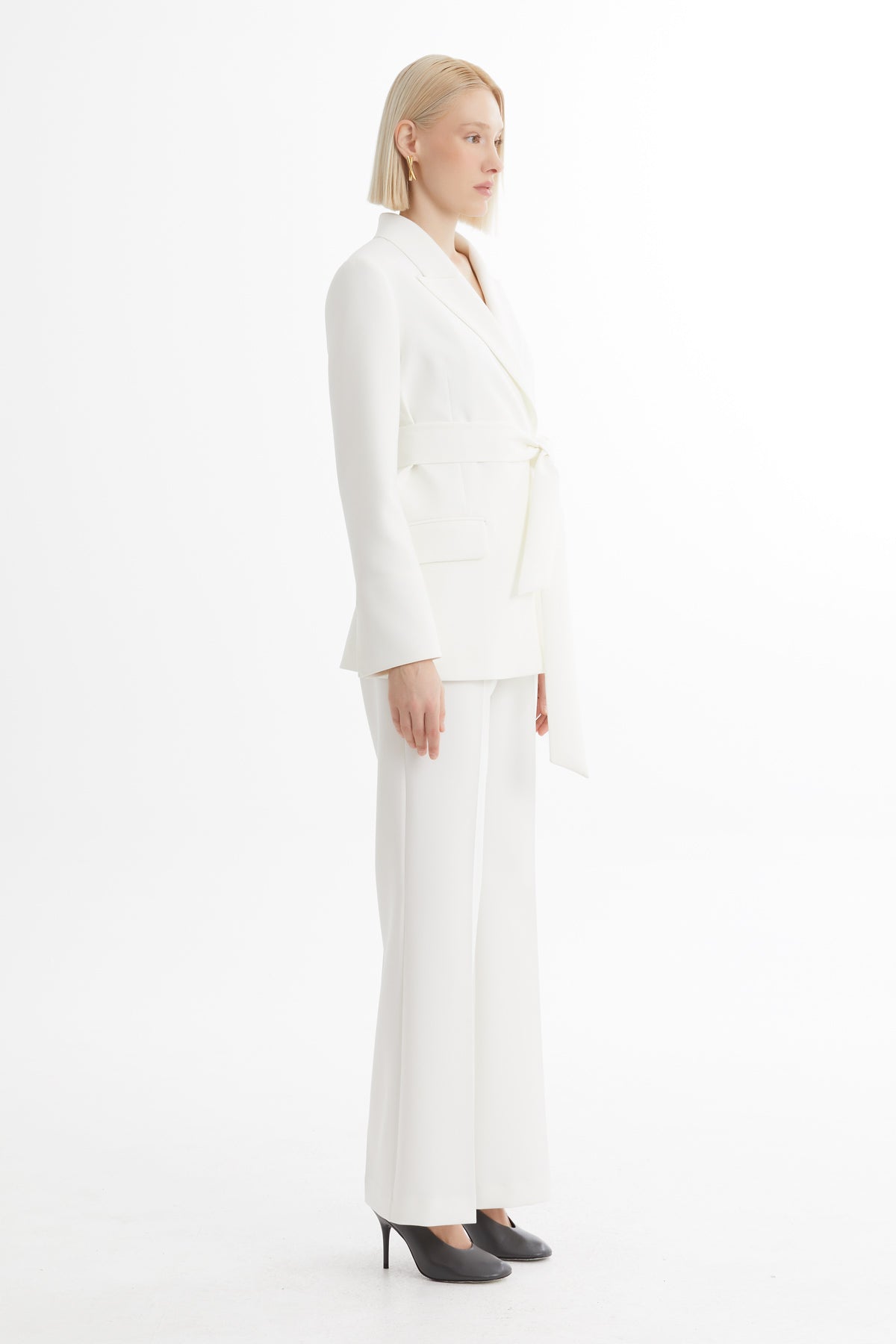 Ecru Jacket and Straight-Leg Pants Set