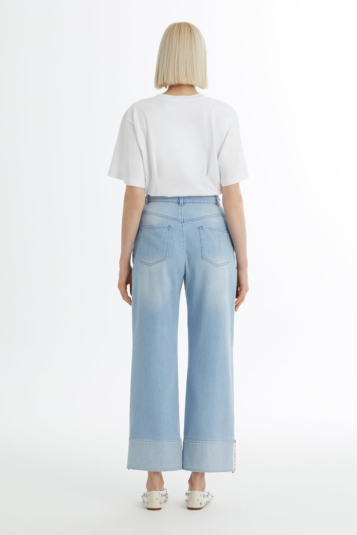 Embroidered Detail Jeans