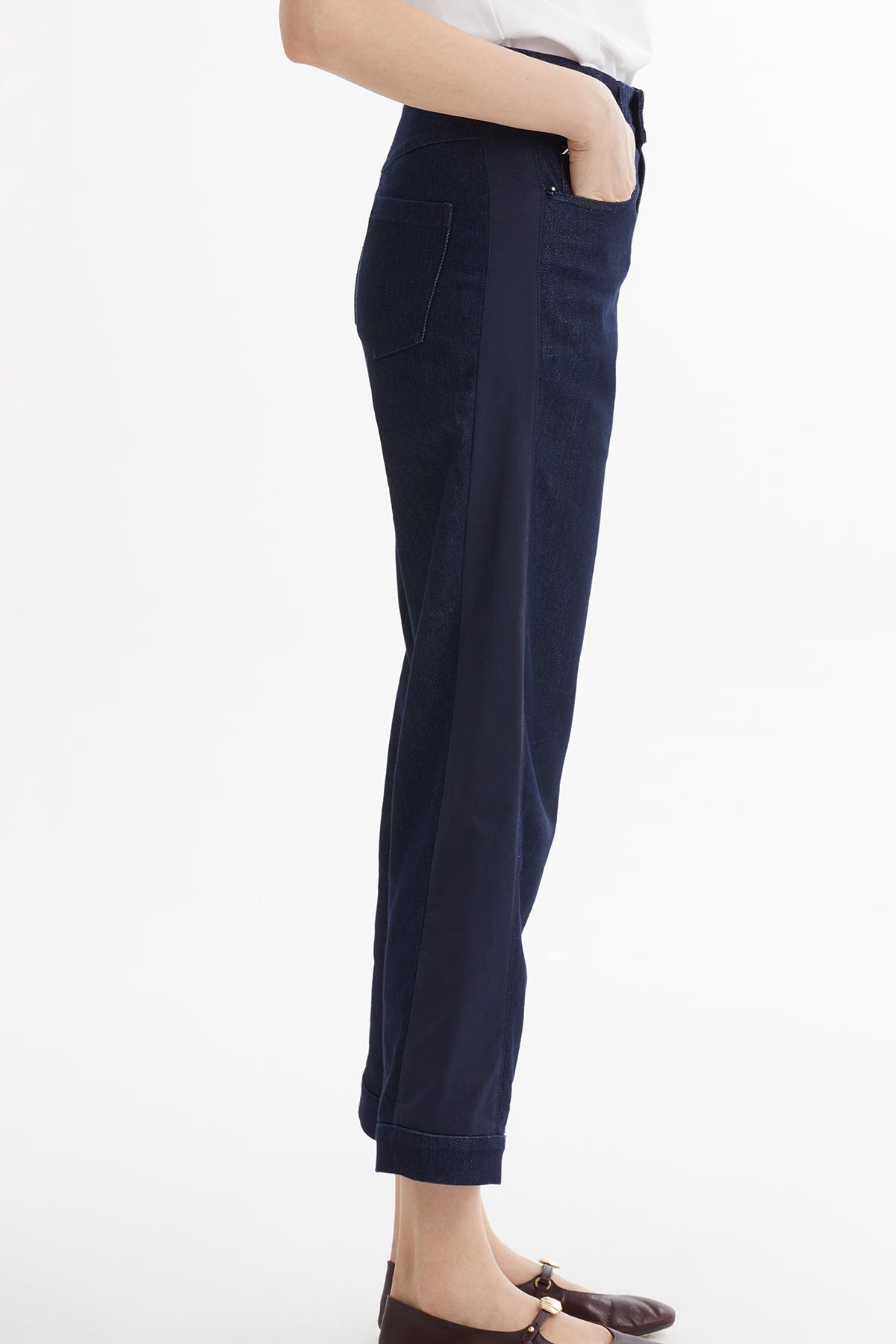 Embroidered Detail Jeans