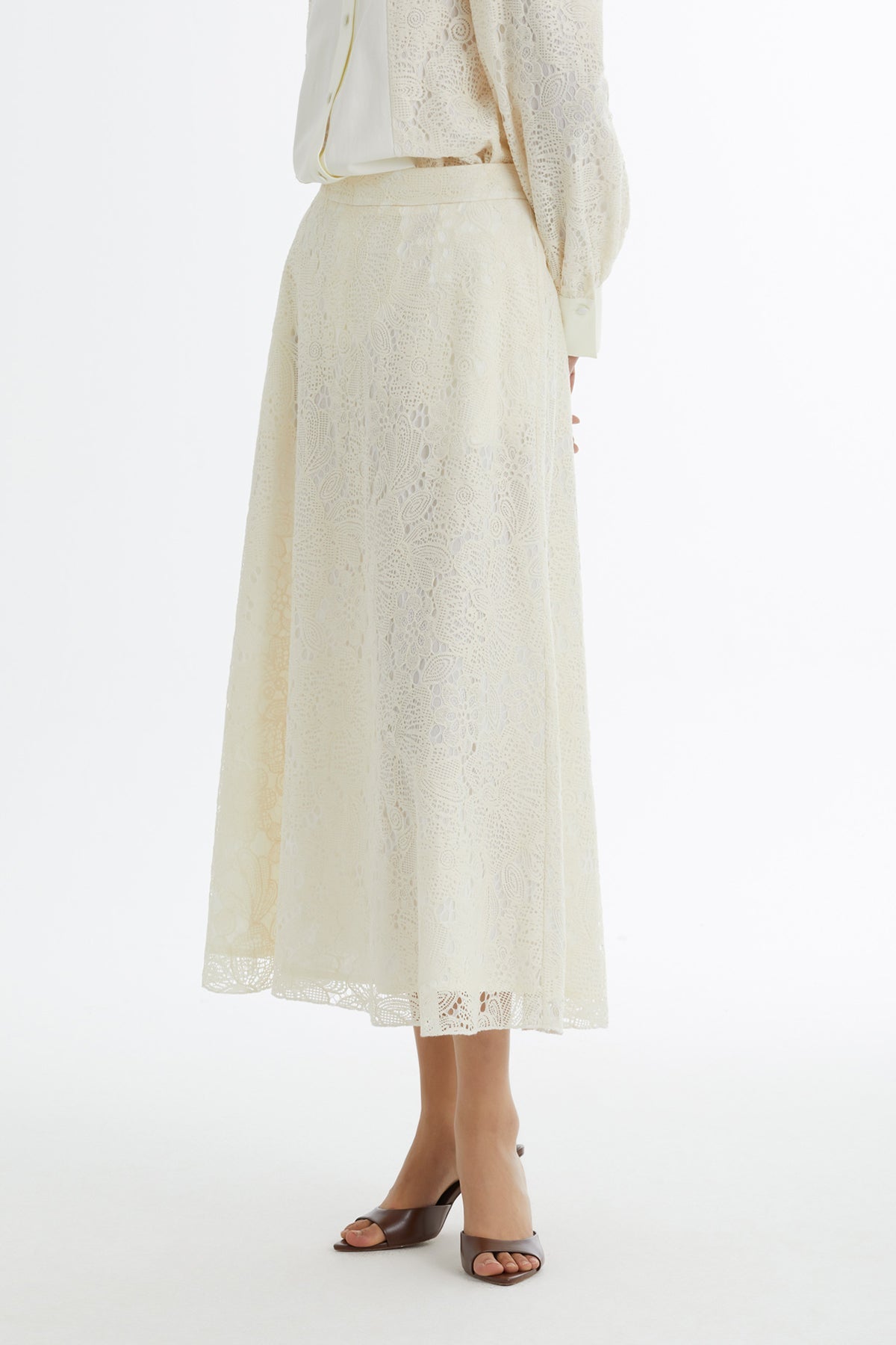 Ecru Patterned Ruffle Skirt