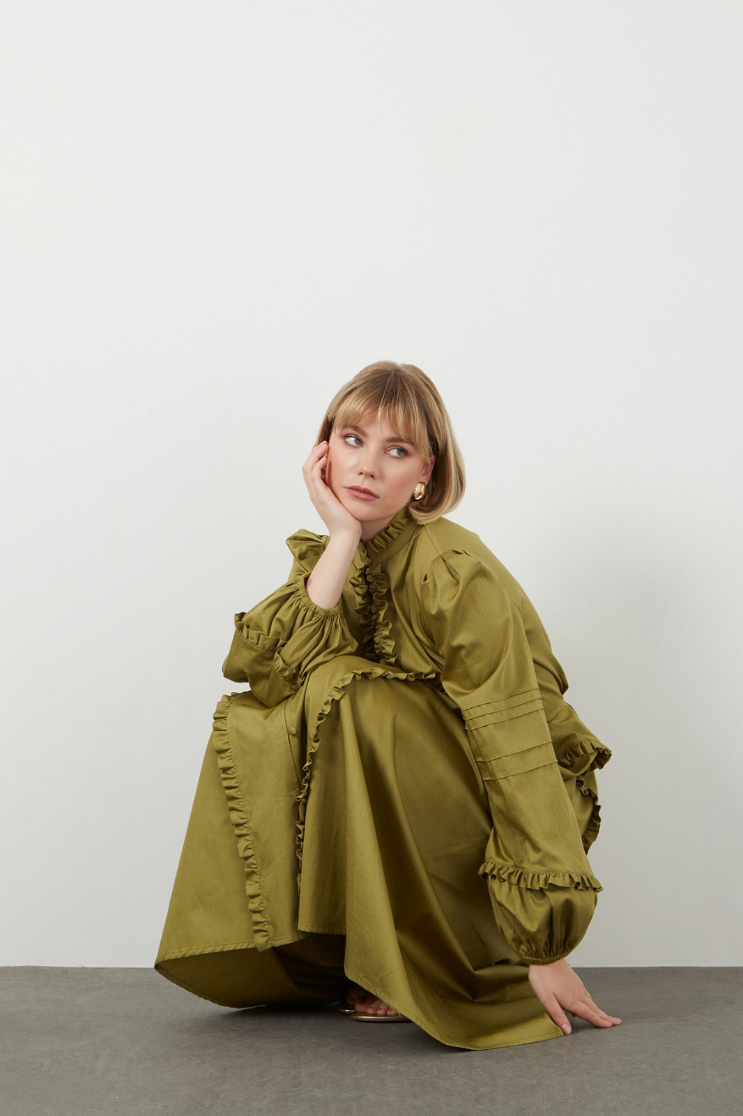 Ruffle Collar High-Low Hem Unlined Green Dress N