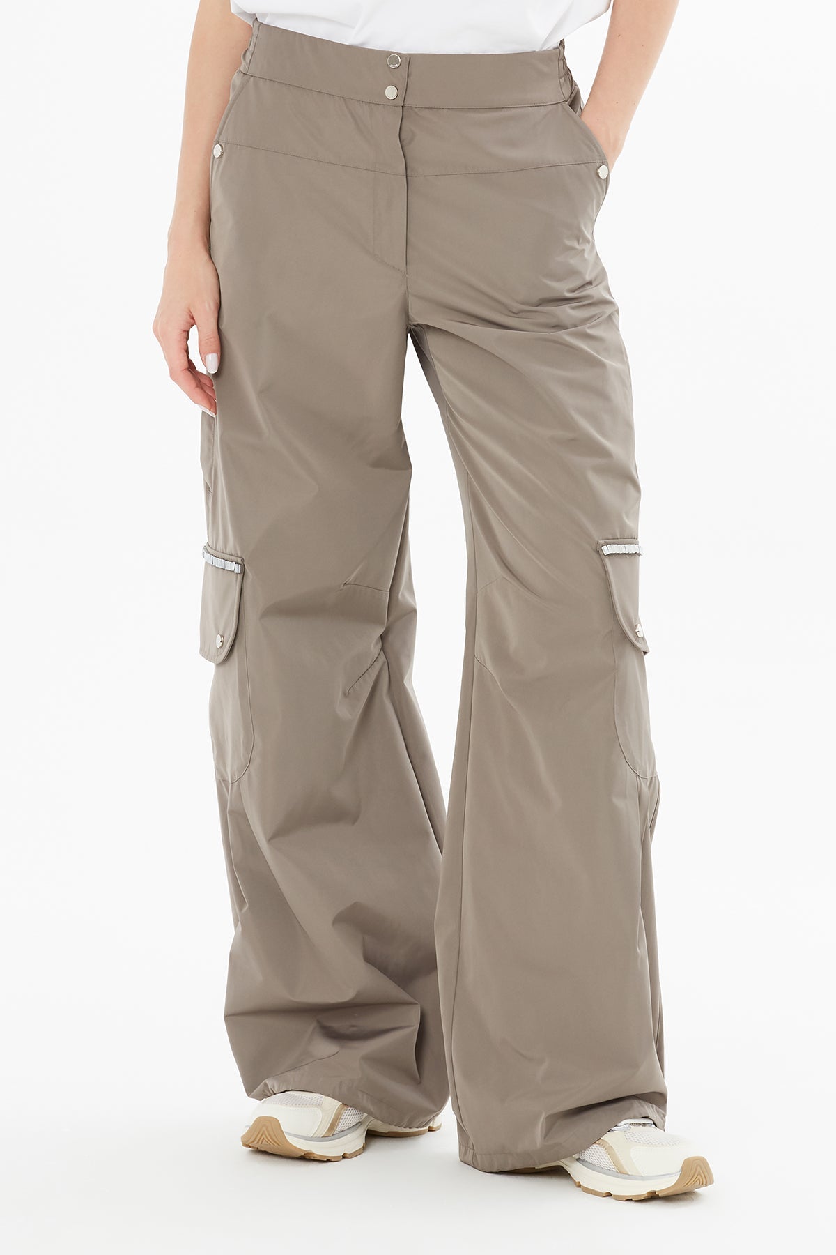 Grey Wide-Leg Snap-Button Pocketed Sweatpants
