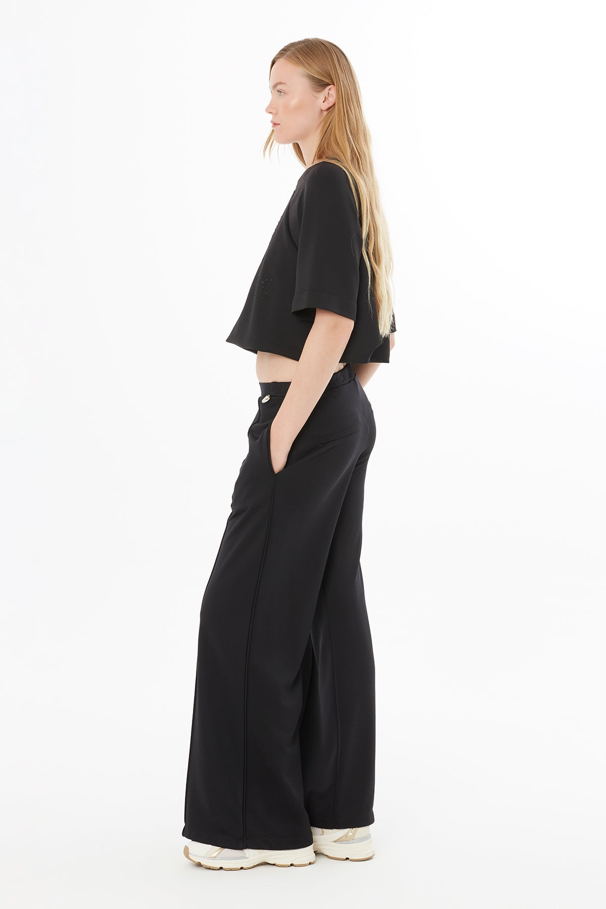 Black High-Waist Sweatpants