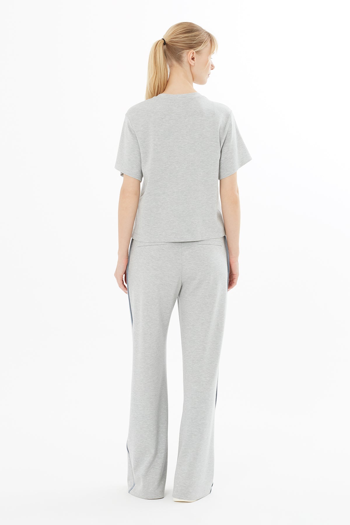 Gray T-Shirt with Fiber-Filled Accessories