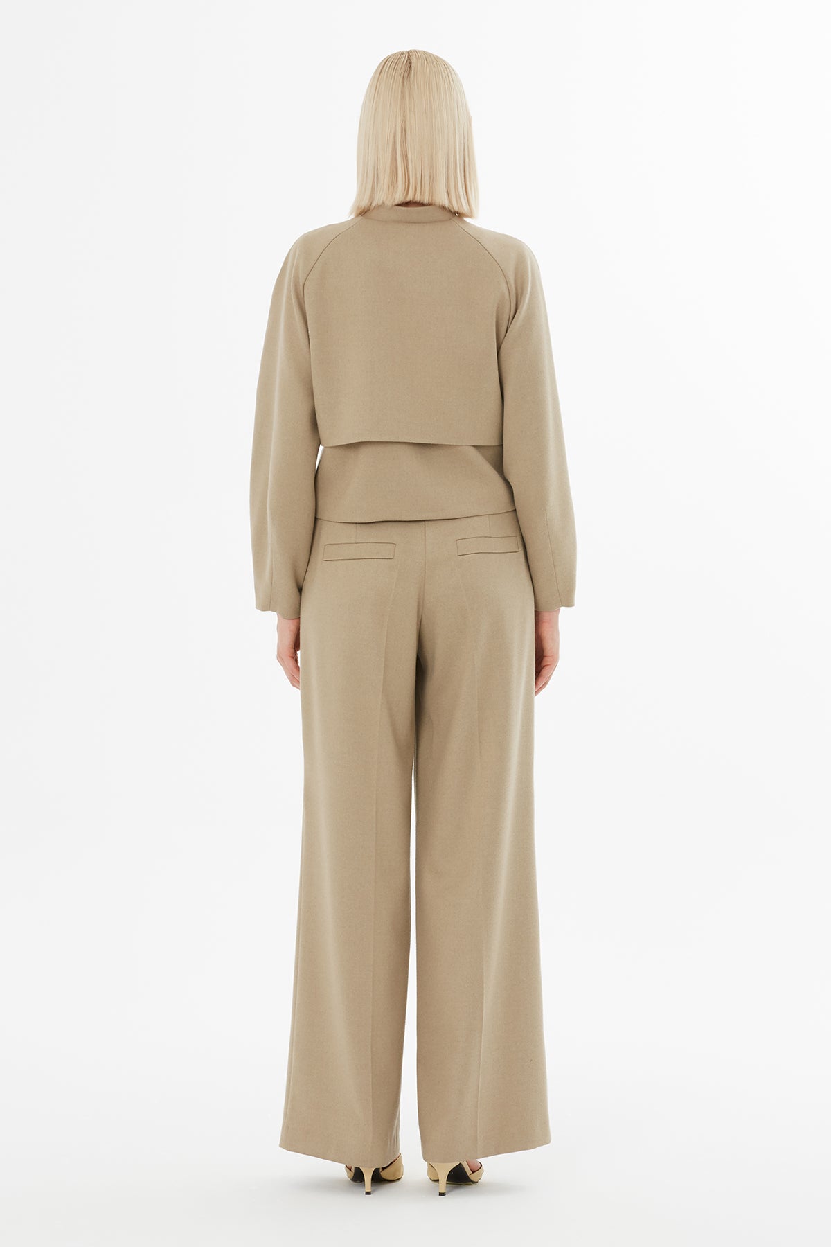 Beige Buttoned Short Jacket Suit