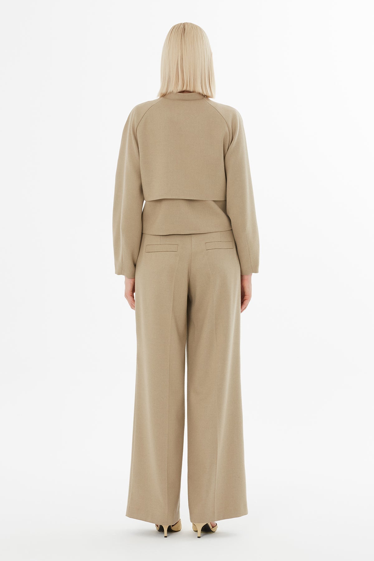 Beige Buttoned Short Jacket Suit