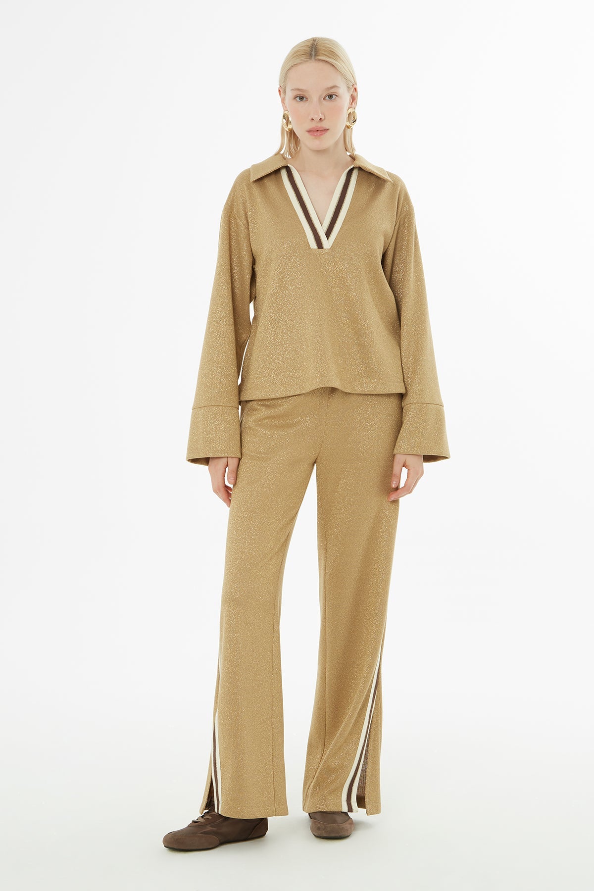 Camel V-Neck Glittery Tracksuit Set