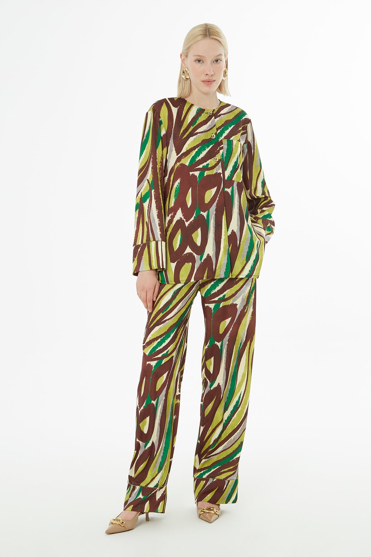 Printed Blouse and Pants Set