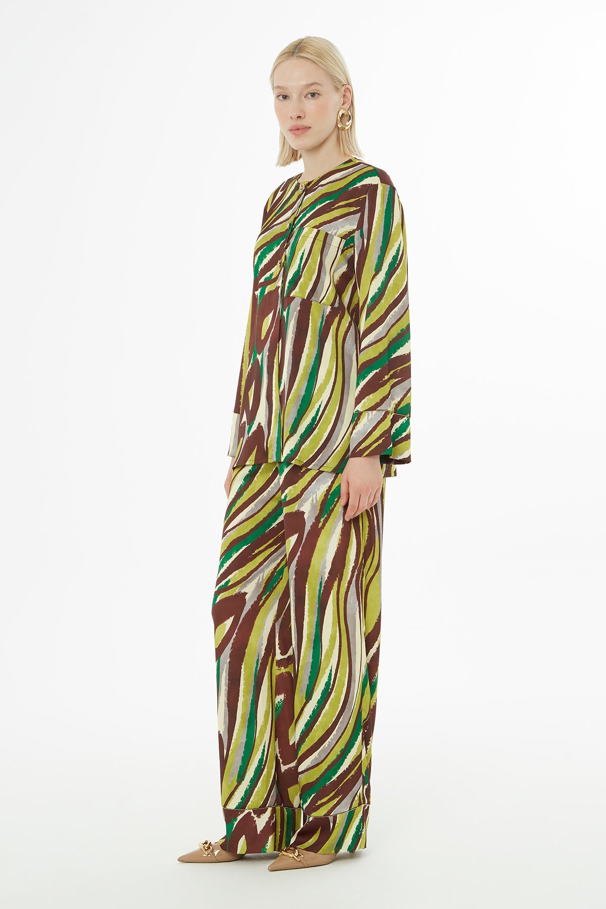 Printed Blouse and Pants Set