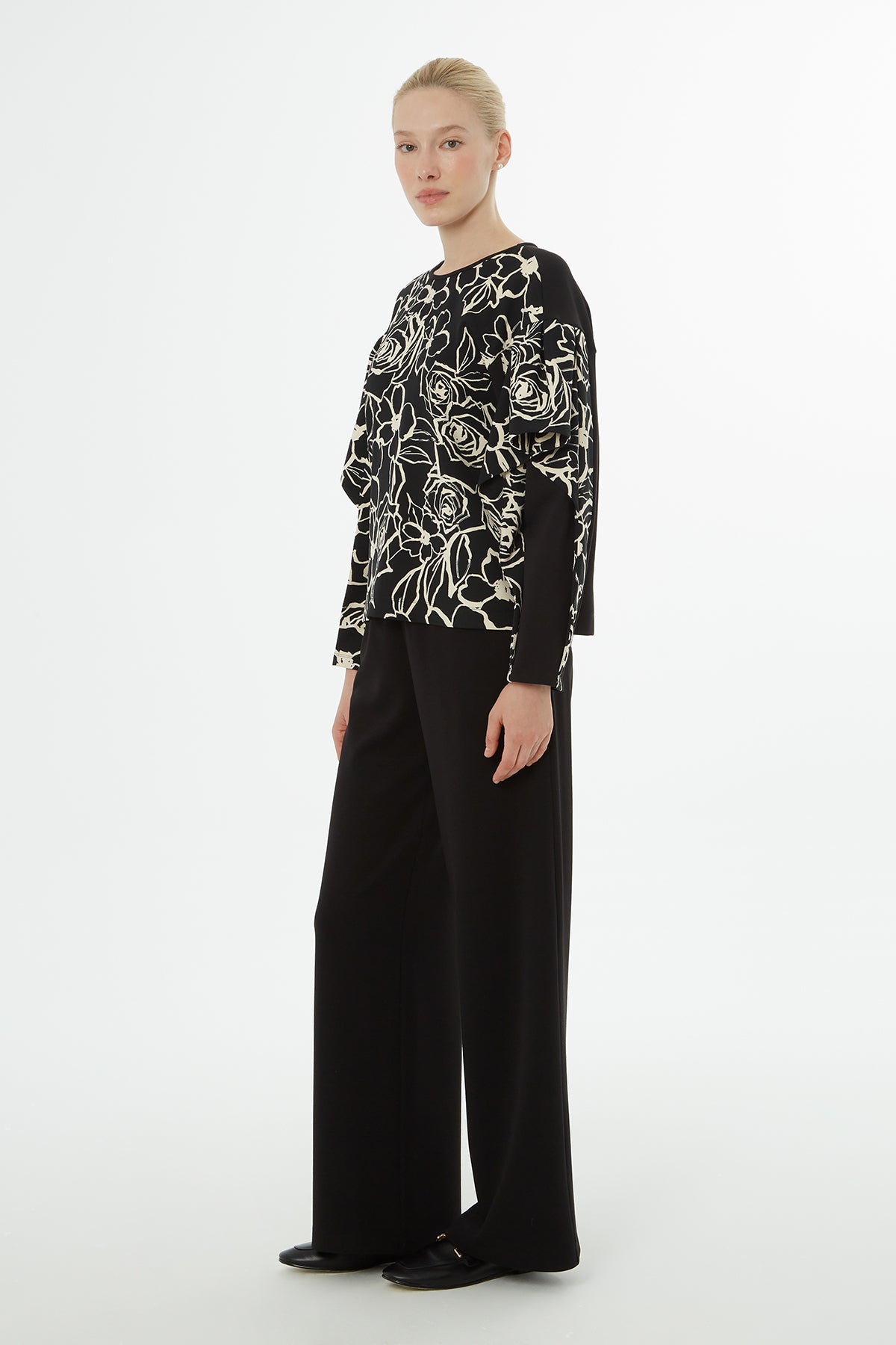 Black Patterned Blouse Detail Set