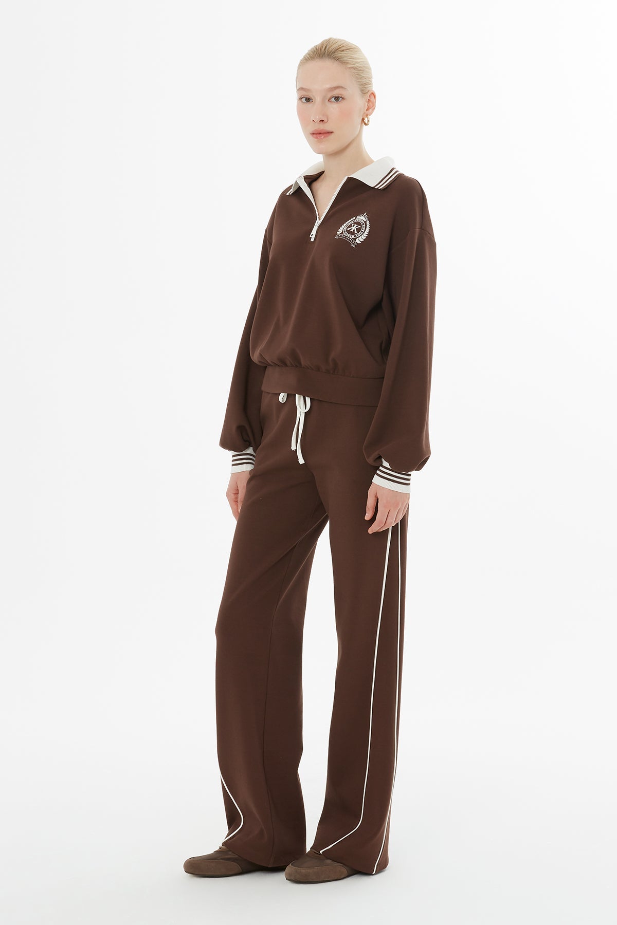 Brown Knitted-Collar Tracksuit Set