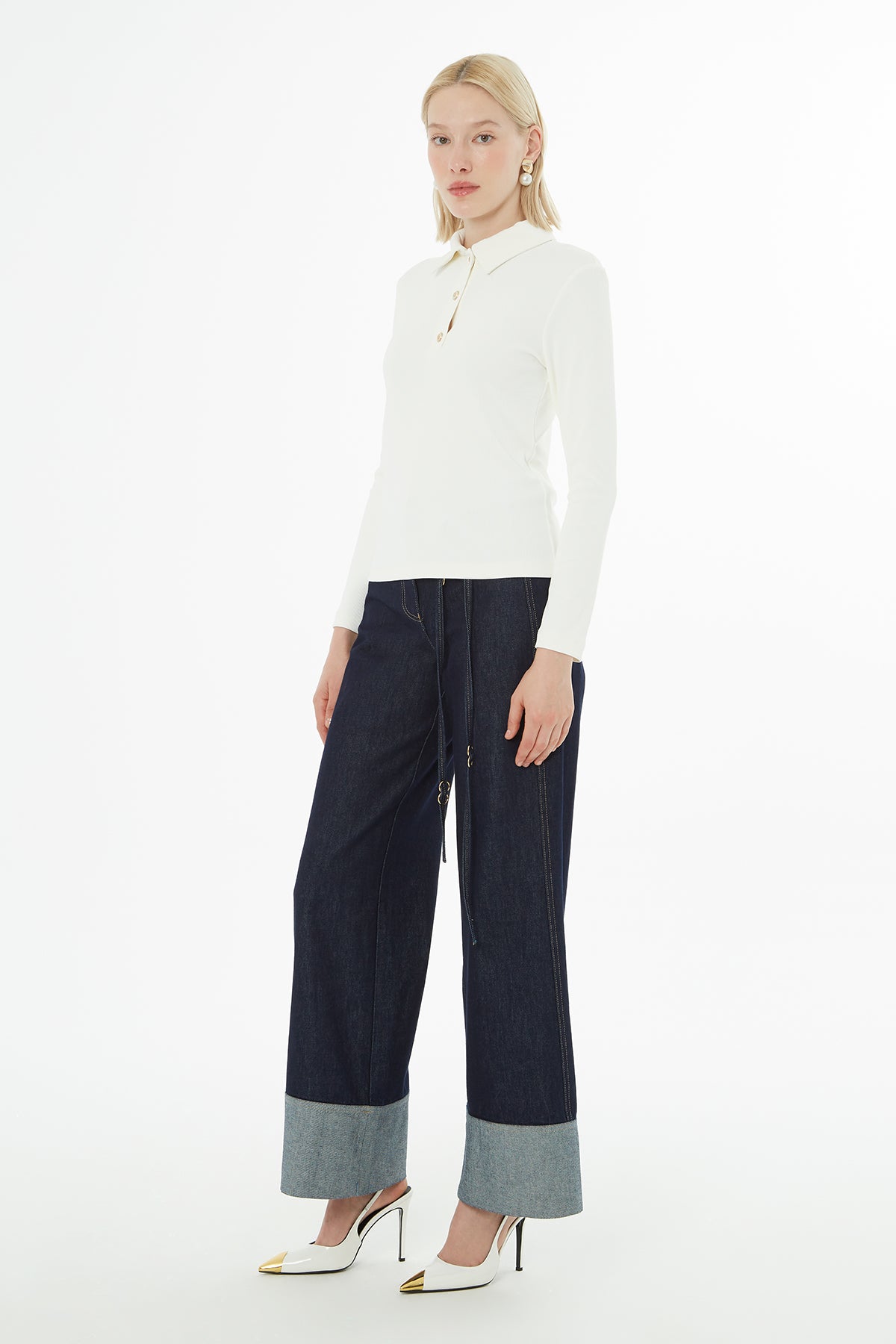 Ecru Collared Buttoned Blouse