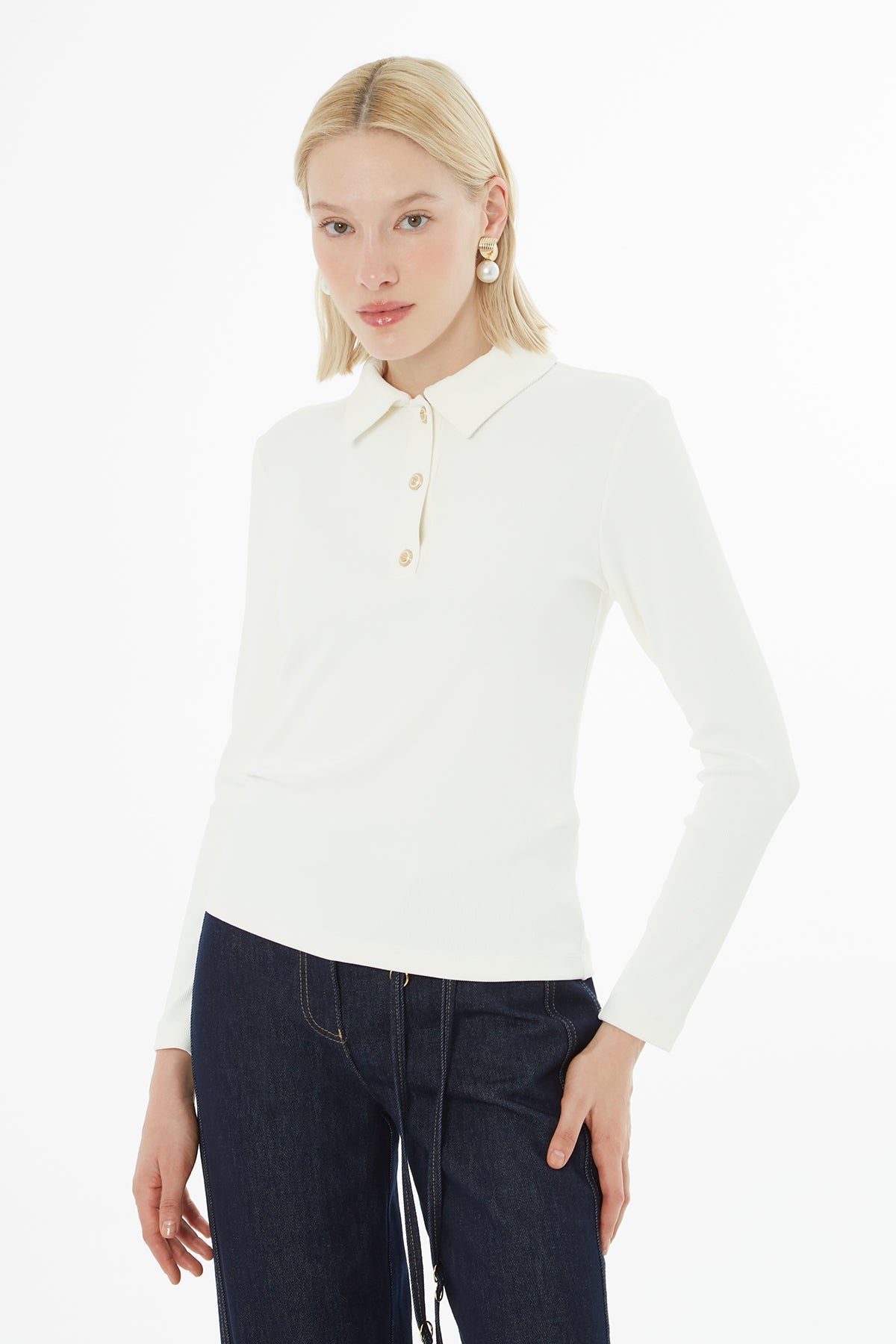 Ecru Collared Buttoned Blouse