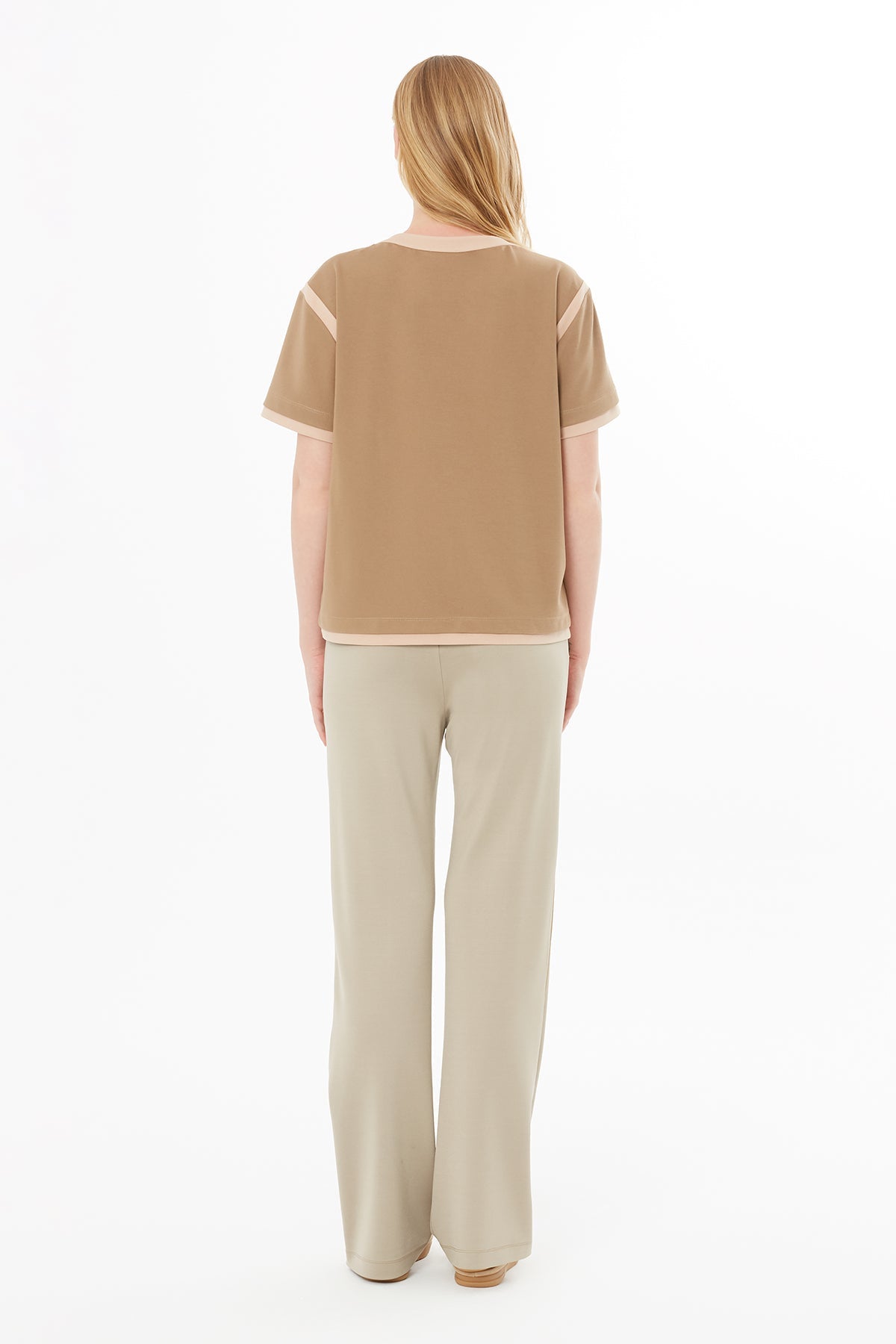 Panelled Blouse with Neck Accessory Detail