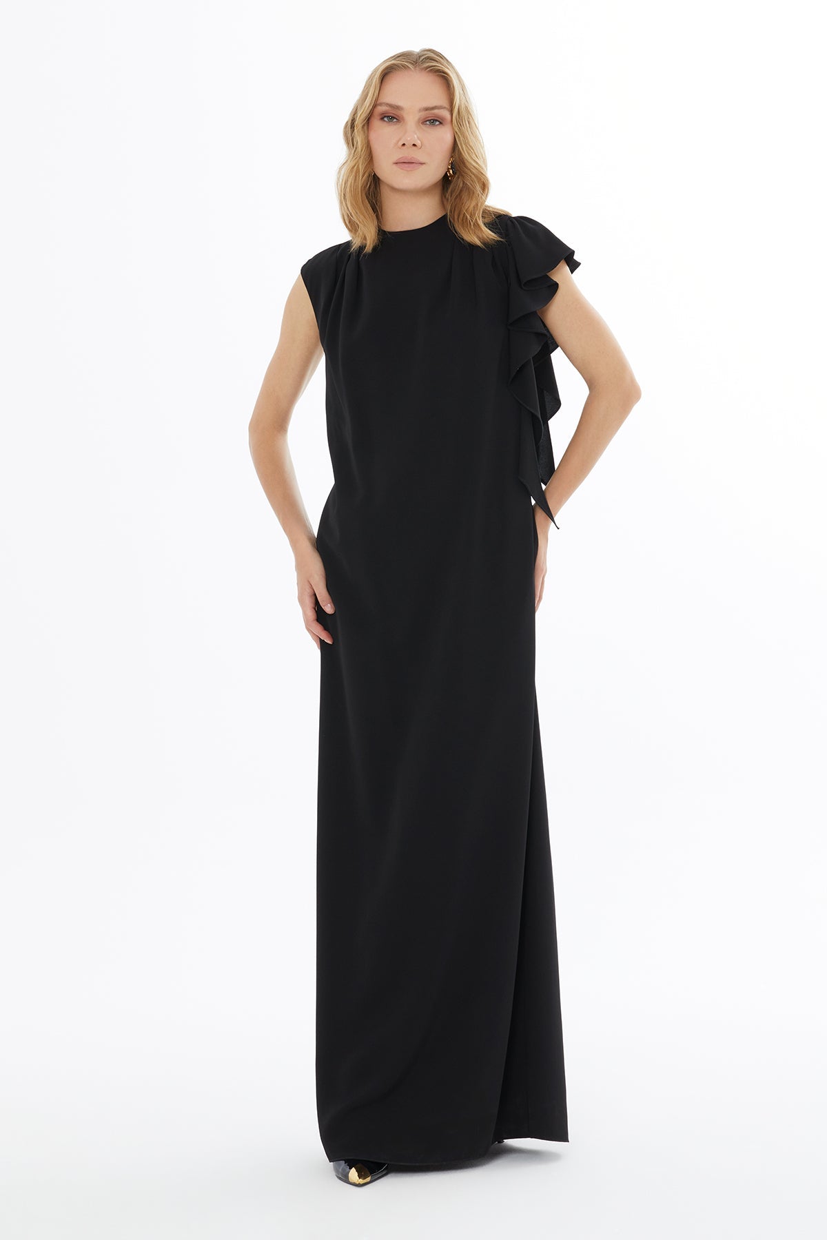 Black Long Dress with Ruffle Detaily0