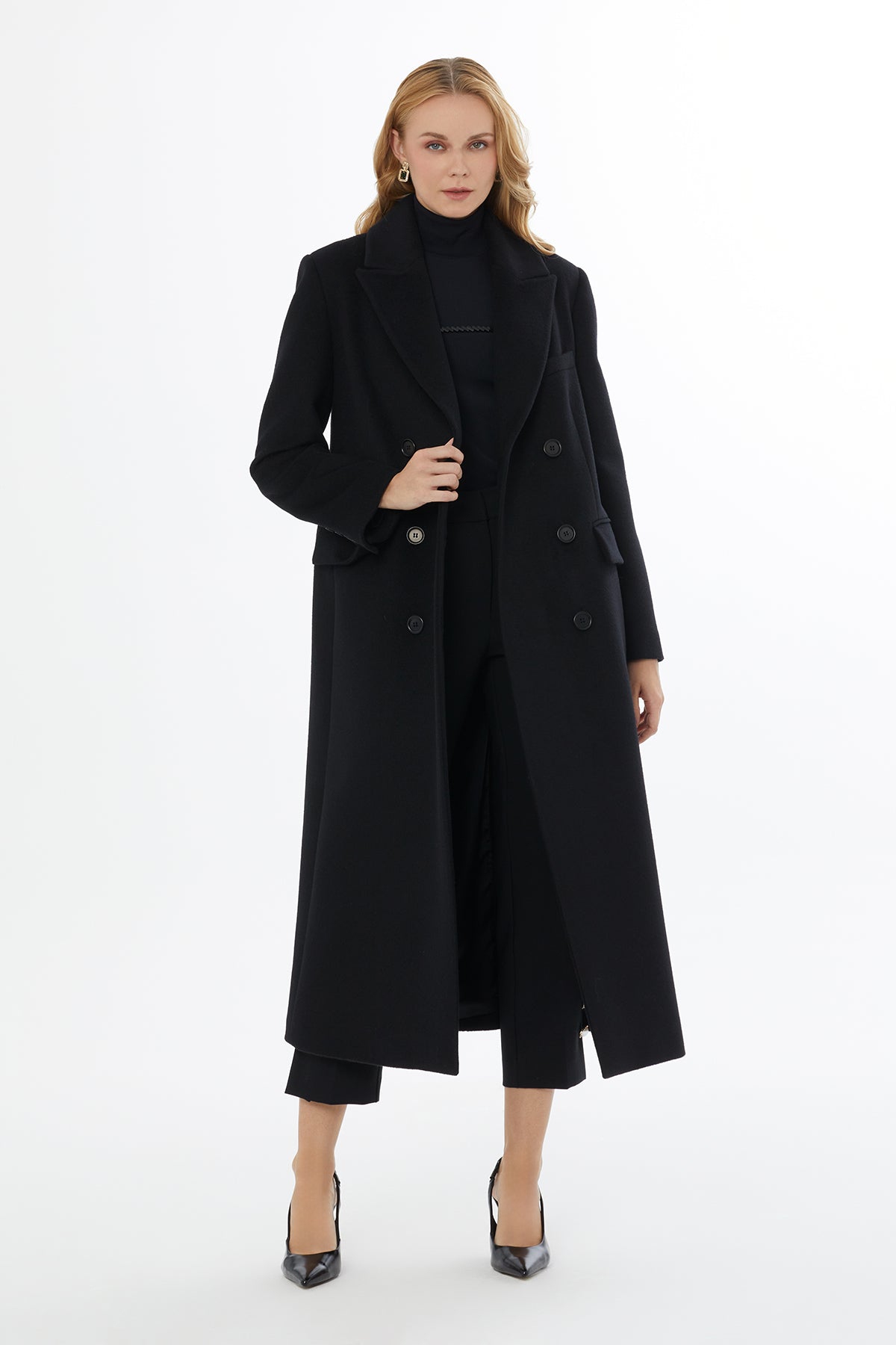 Black Buttoned Coat with Back Slit