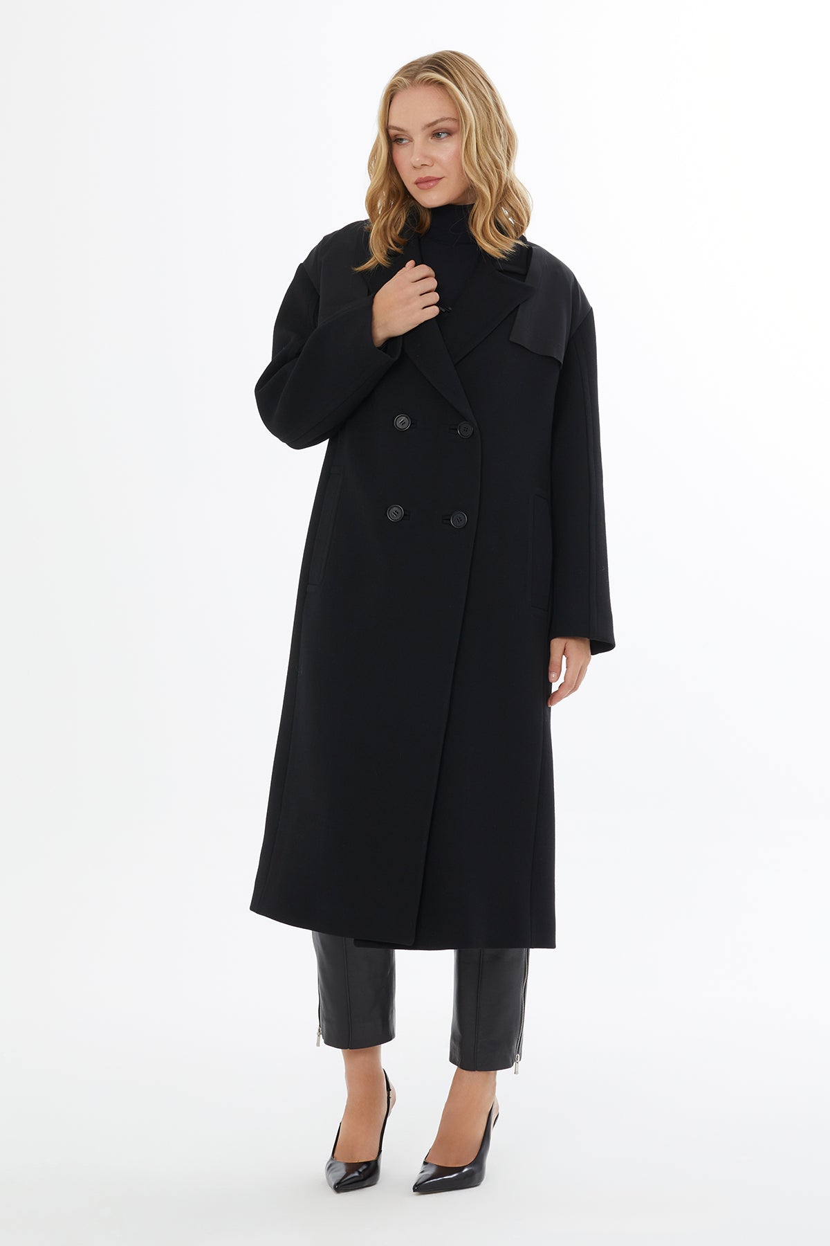 Black Back-Closure and Slit Coat