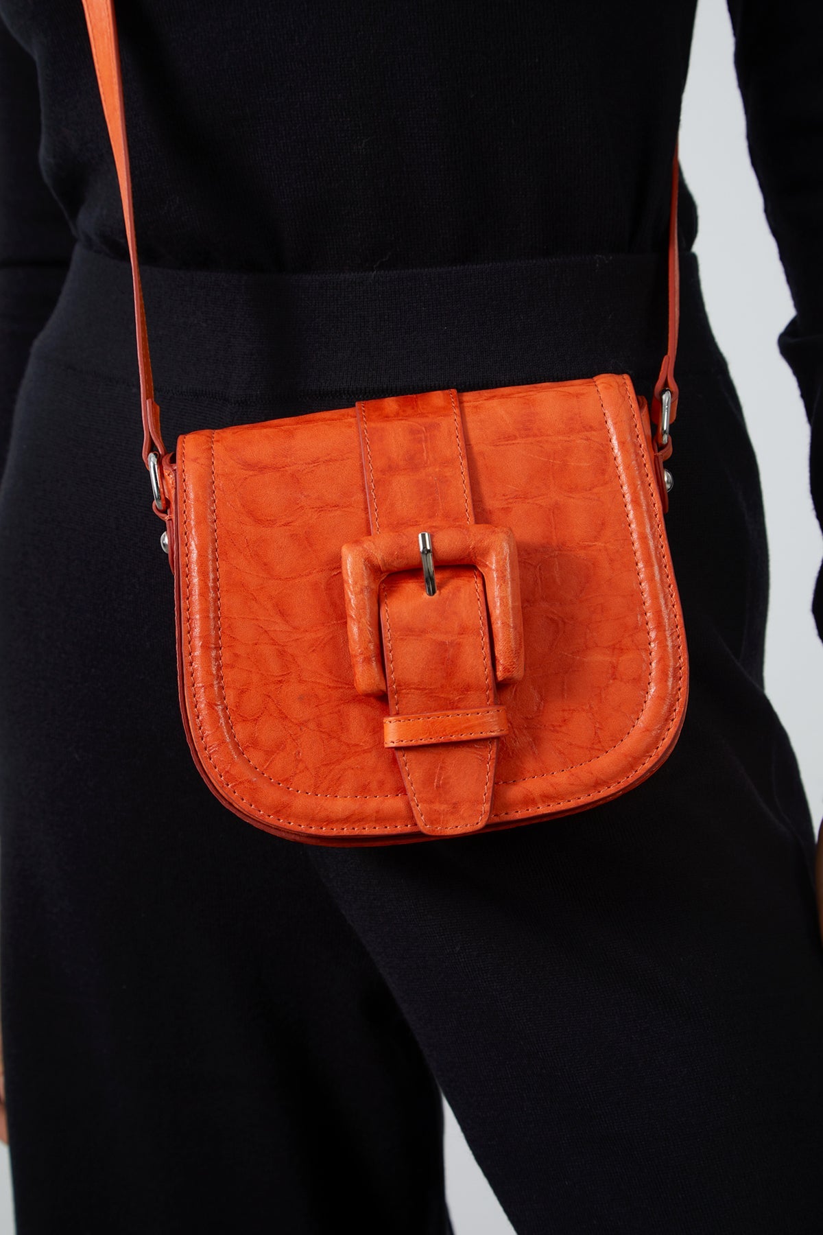 Adjustable Strapped  Leather Bag with Front Belt Buckle  Pattern