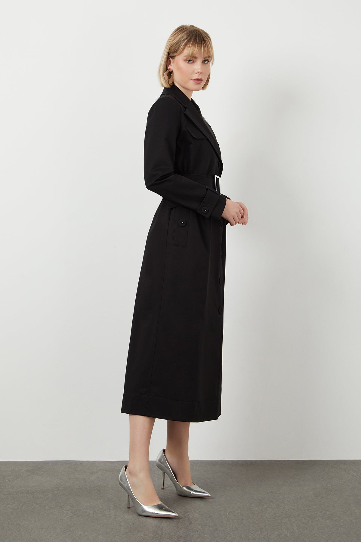 Double-Breasted Snap Trenchcoat