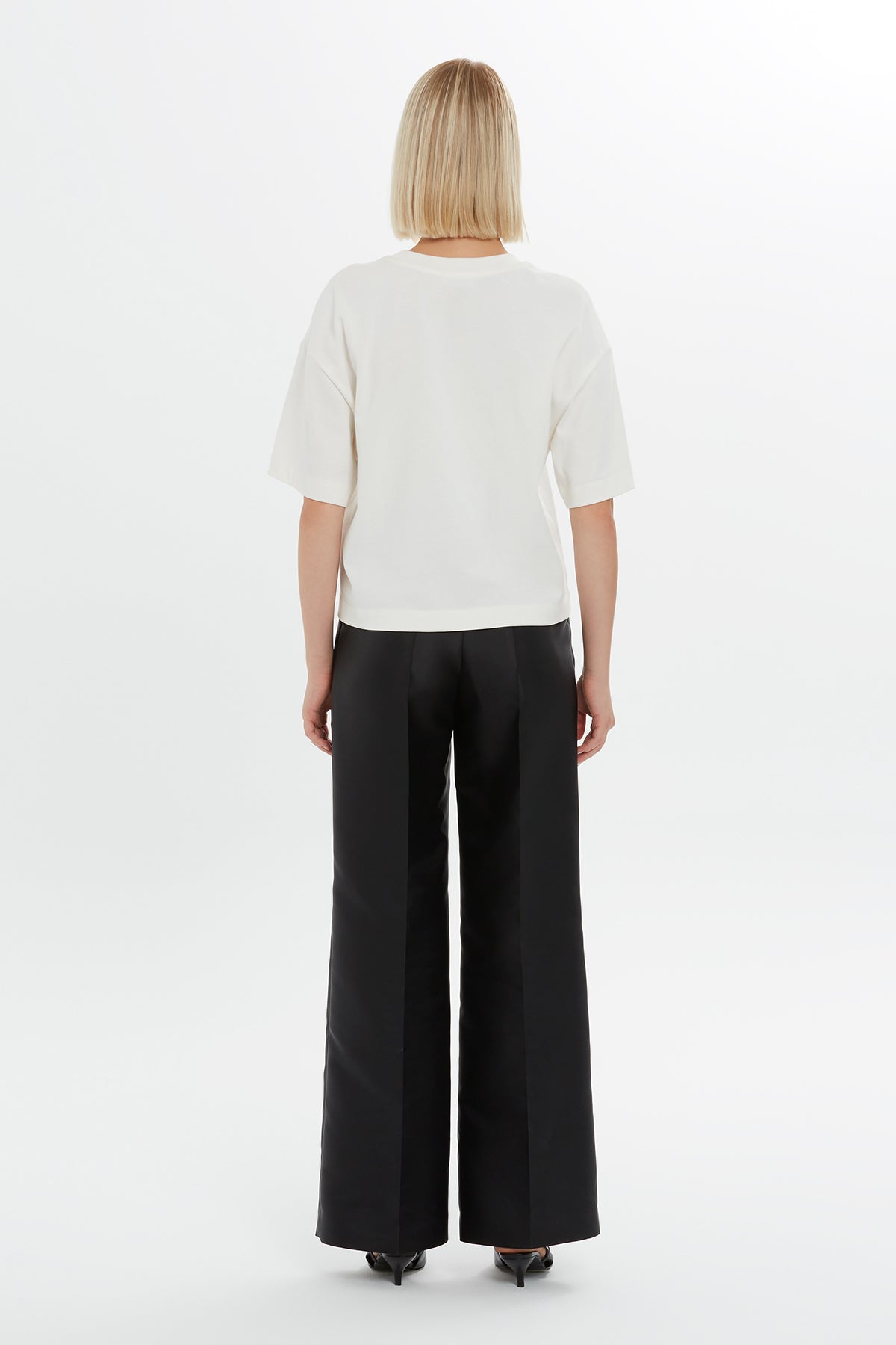 Ecru Print Detail Short-Sleeve T-Shirt