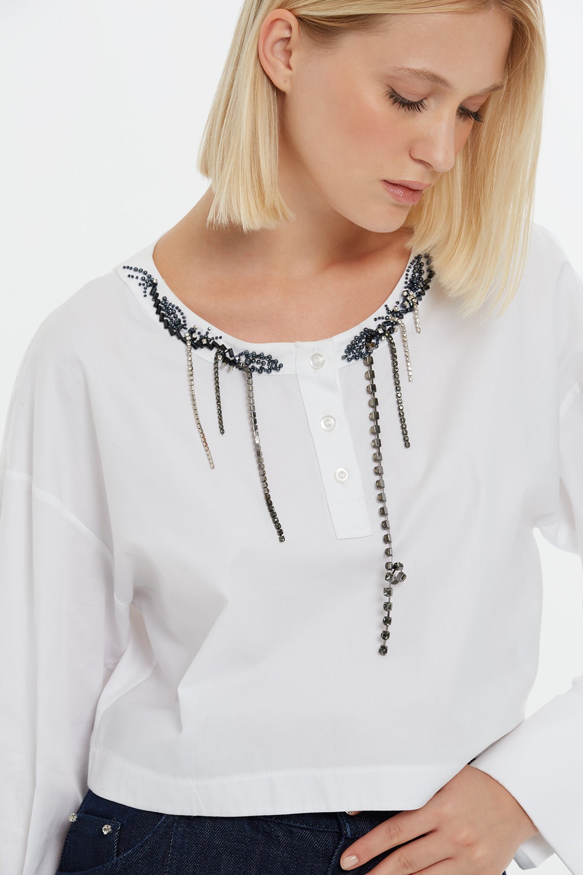 White Beaded Collar Detail Blouse
