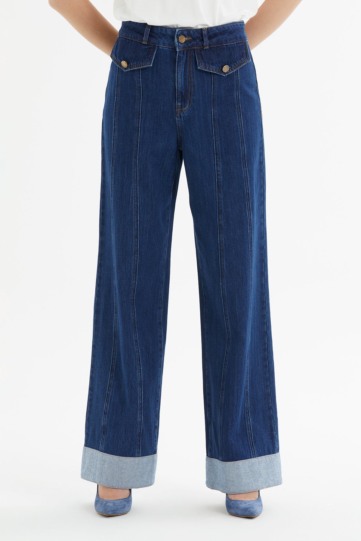 Flap-Pocket Belt-Loop Wide Jeans