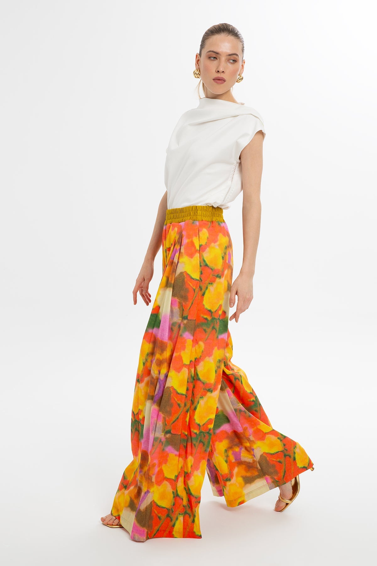 Printed Loose-Fit Trousers