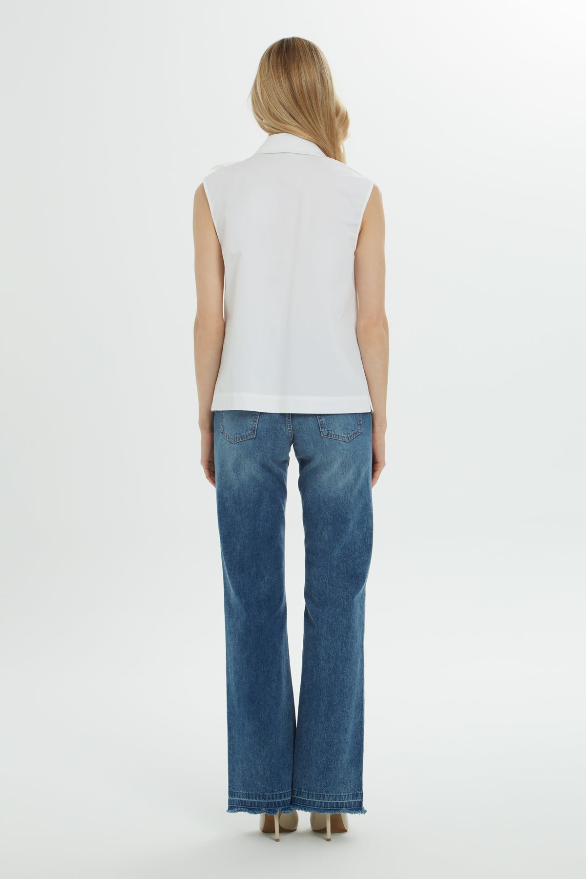 White Accessory-Collar Cotton Shirt