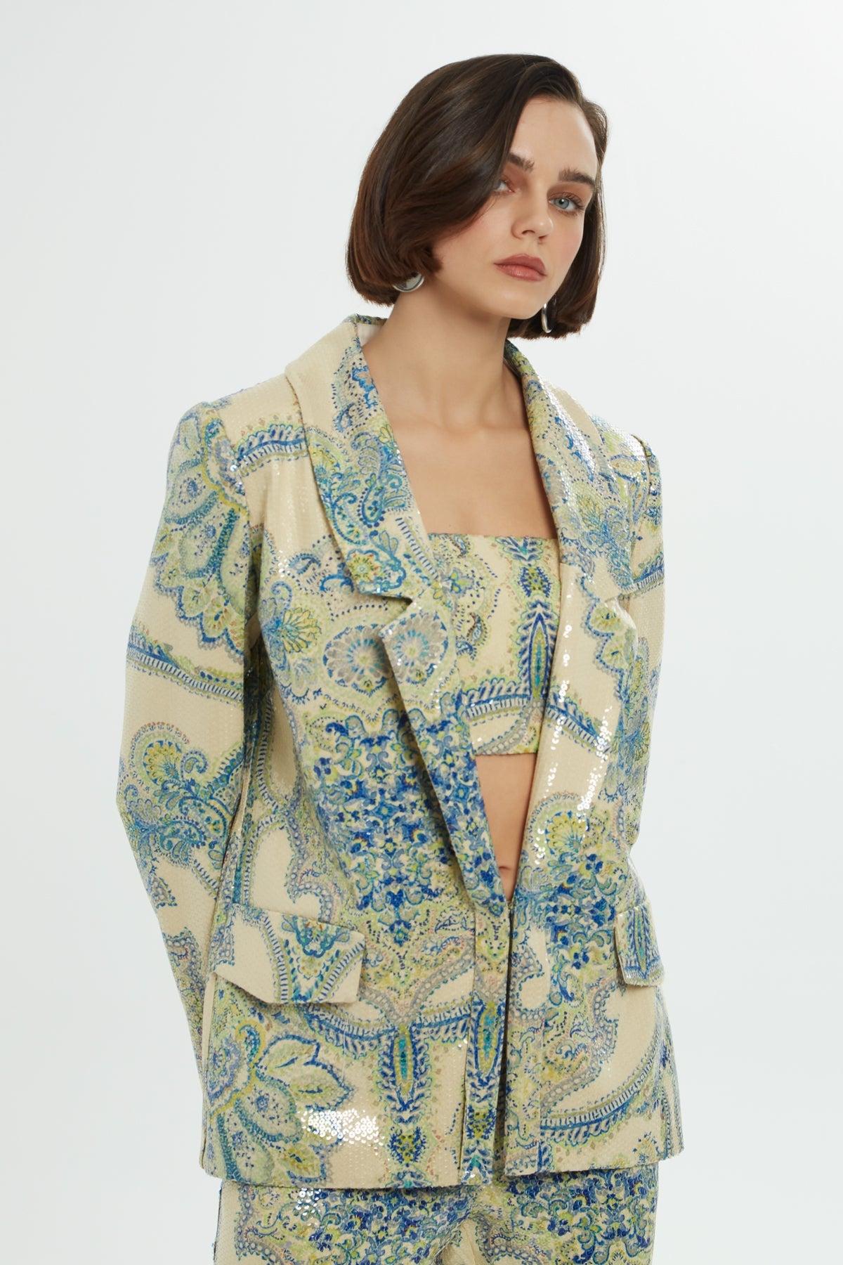 Original-Color Patterned Sequin Jacket