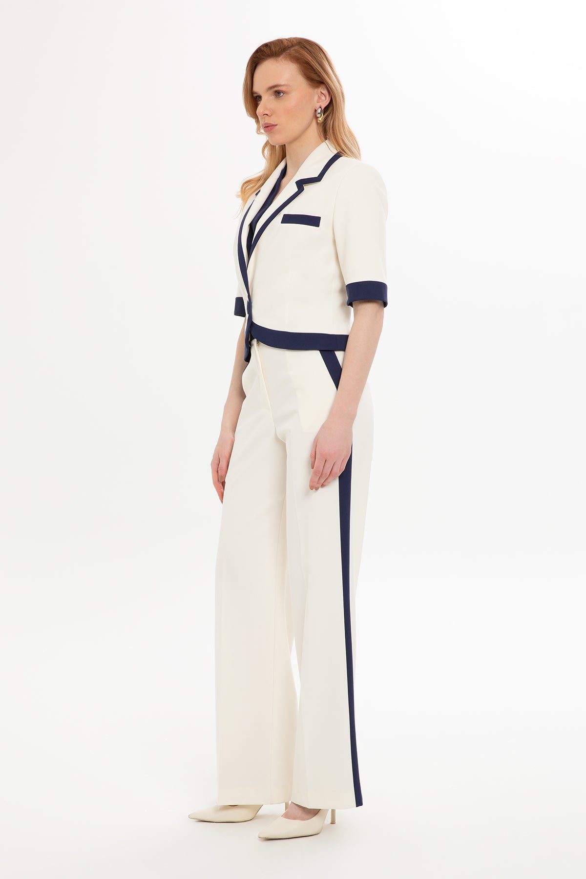 Ecru Set with Short-Sleeved Jacket