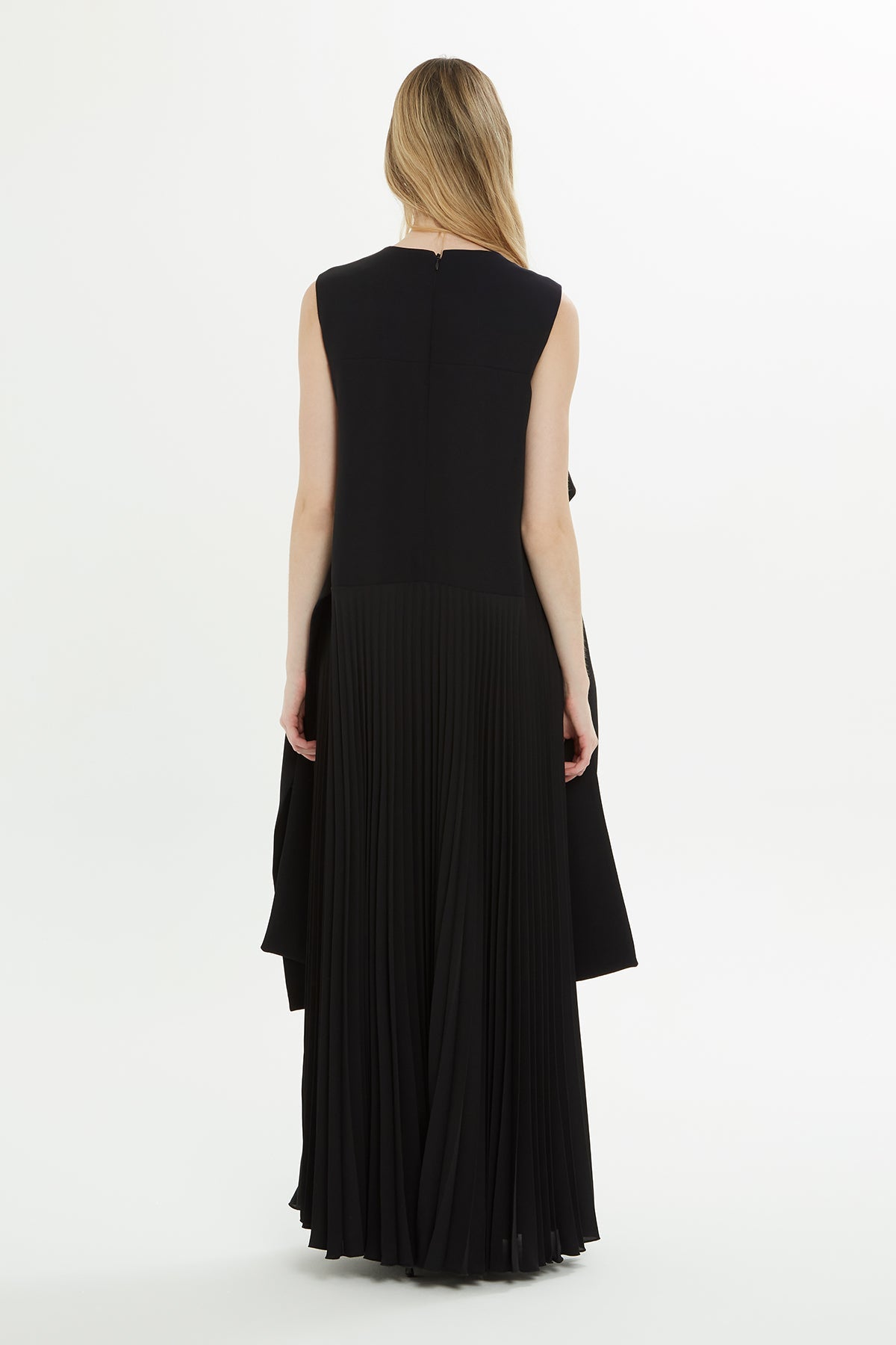 Black Sleeveless Embroidered Maxi Dress