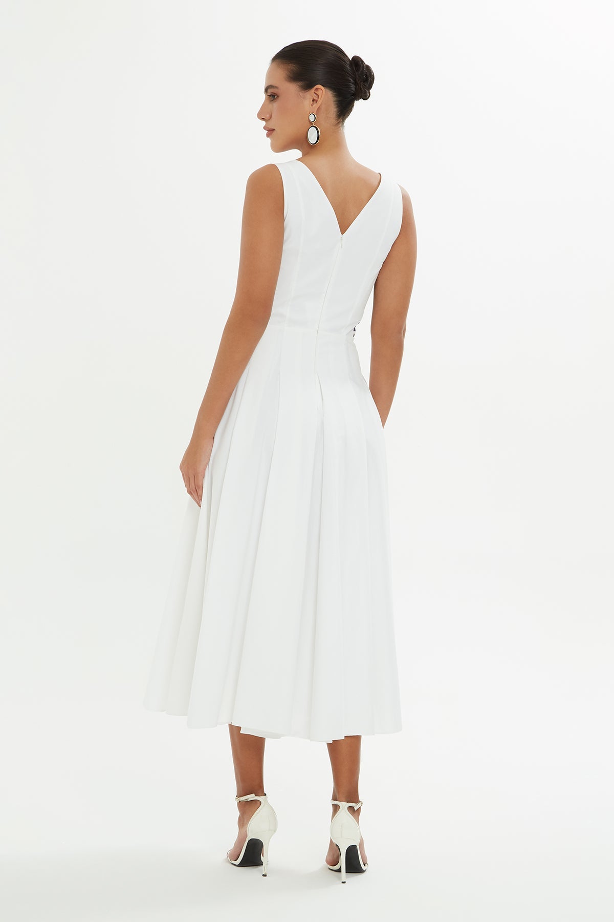 White V-Neck Sleeveless Midi Dress