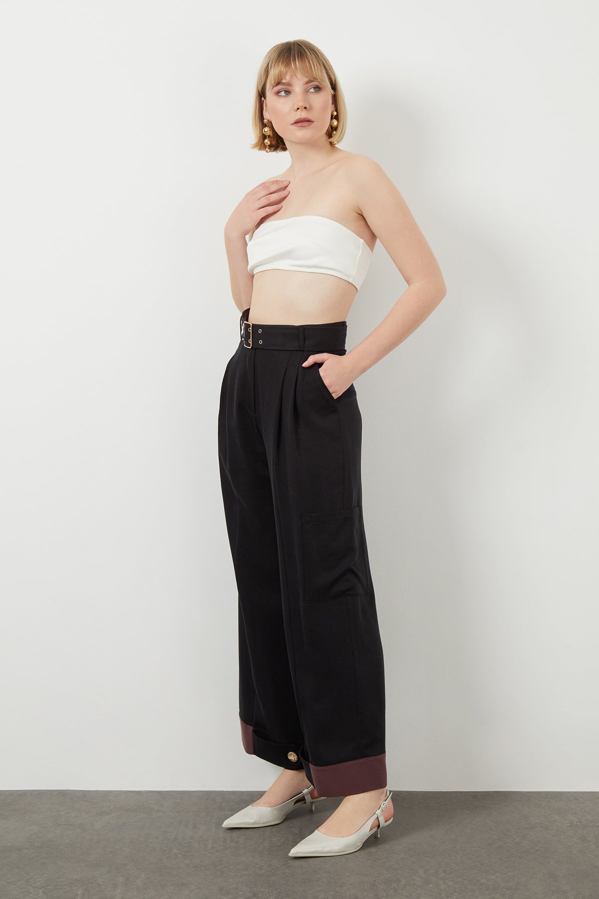Classic Belted Side Pocket Wide-Leg Black Pants N