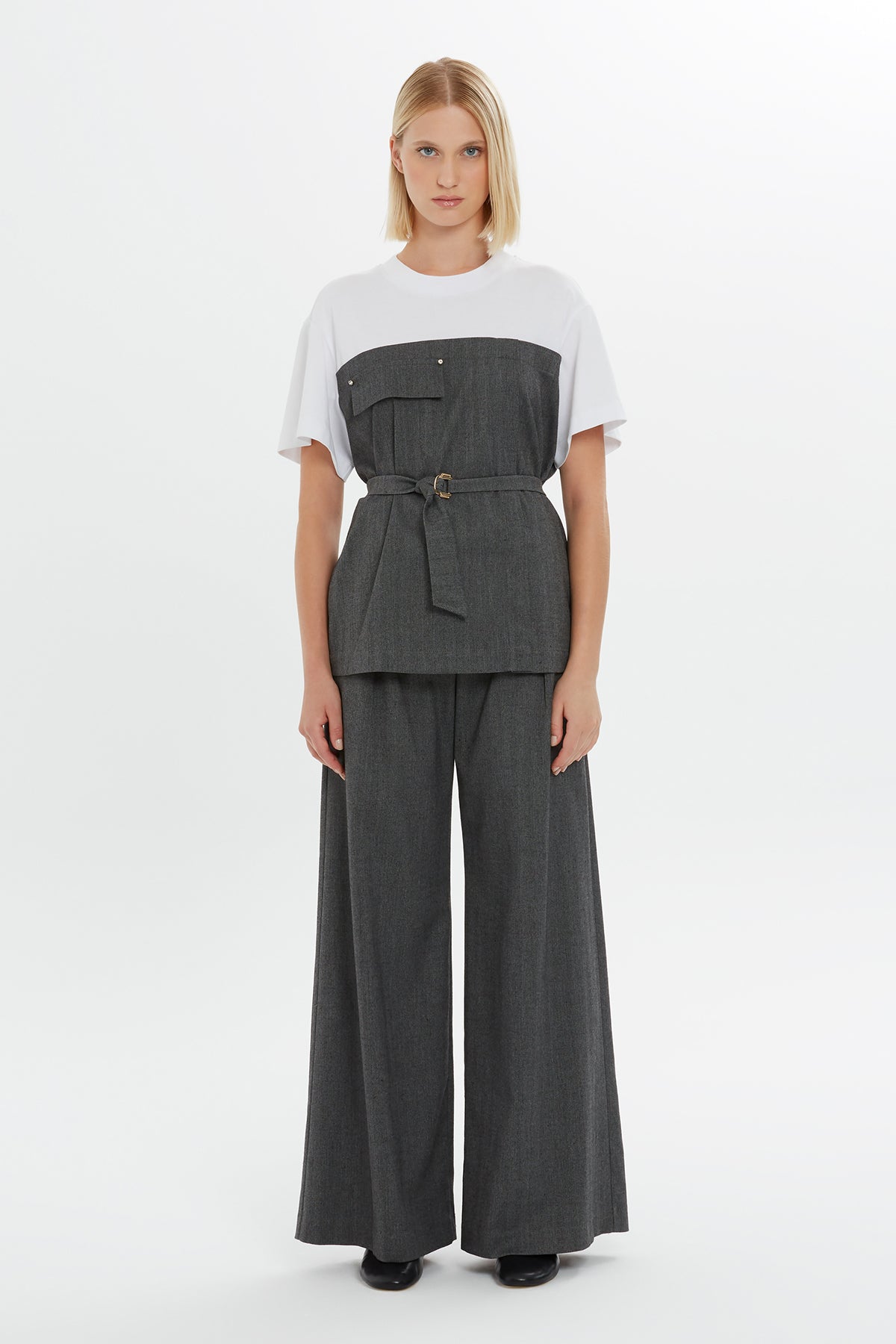 Detachable Belt Chest Cutout Side Slit Short-Sleeve White Blouse N
