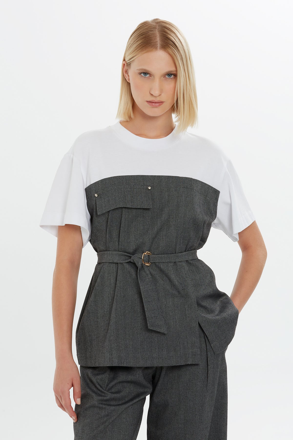 Detachable Belt Chest Cutout Side Slit Short-Sleeve White Blouse N