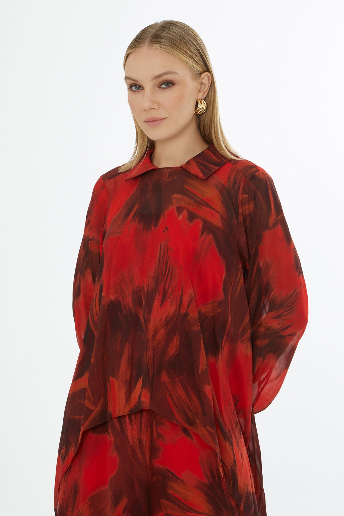Collared Patterned Relaxed-Fit Blouse with Inner Camisole N